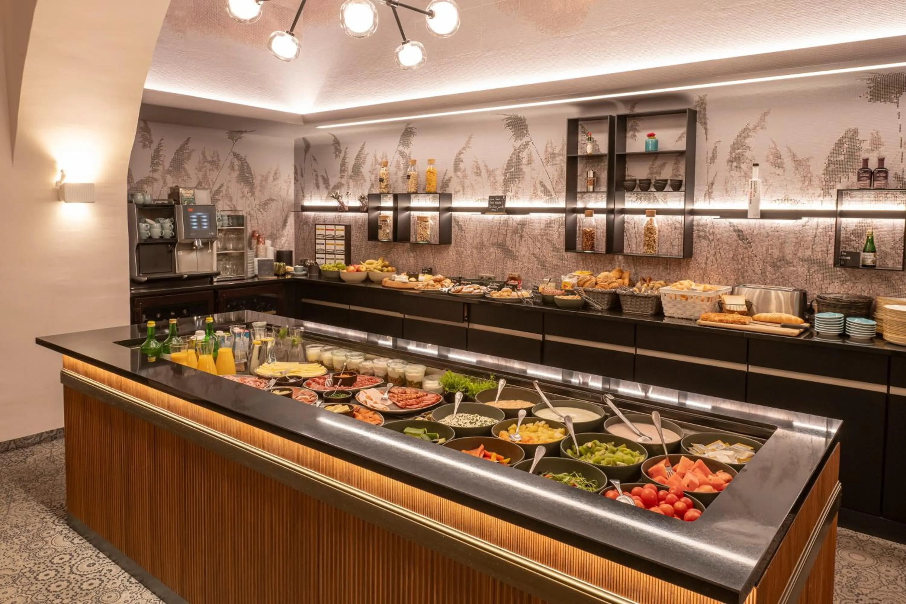 Restaurant/places to eat in Hotel Gasthof Fischer