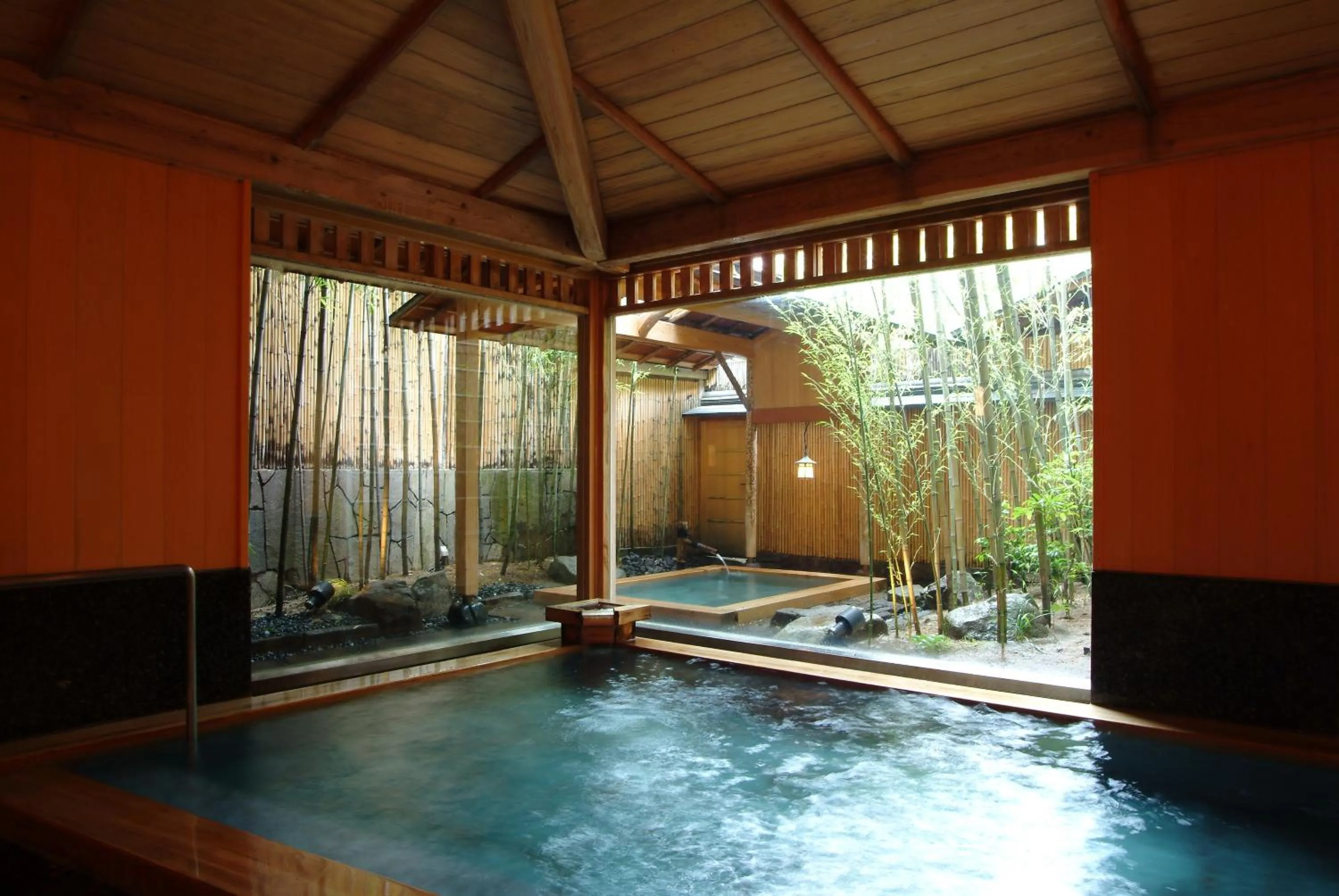 Hot Spring Bath in Nishimuraya Honkan