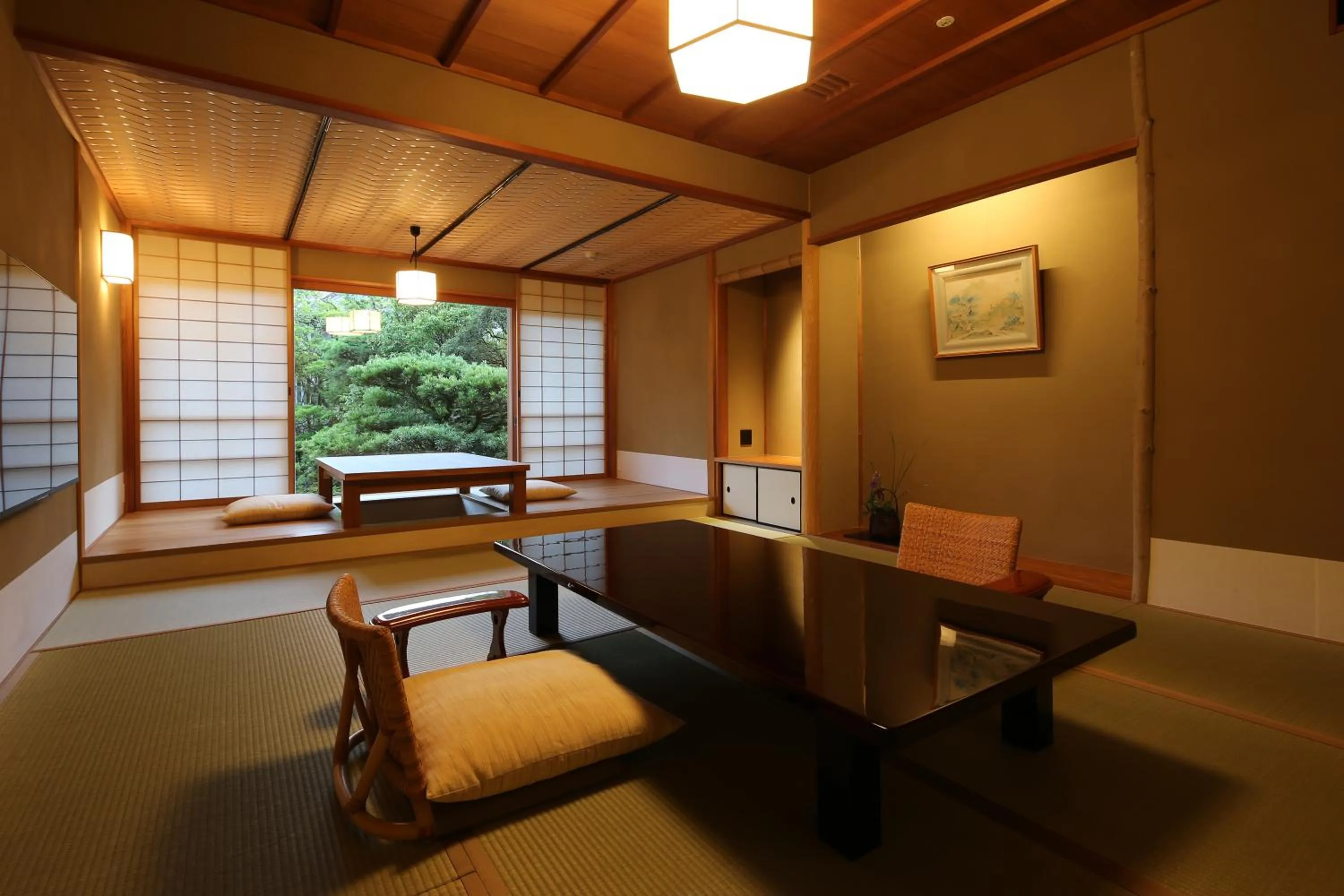 Photo of the whole room in Nishimuraya Honkan