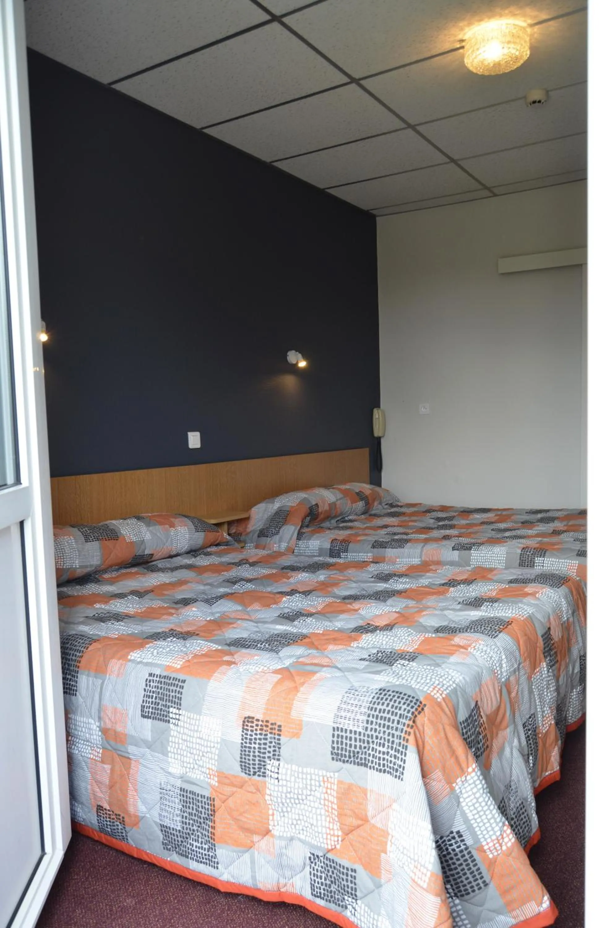 Bed in Hôtel Montfort