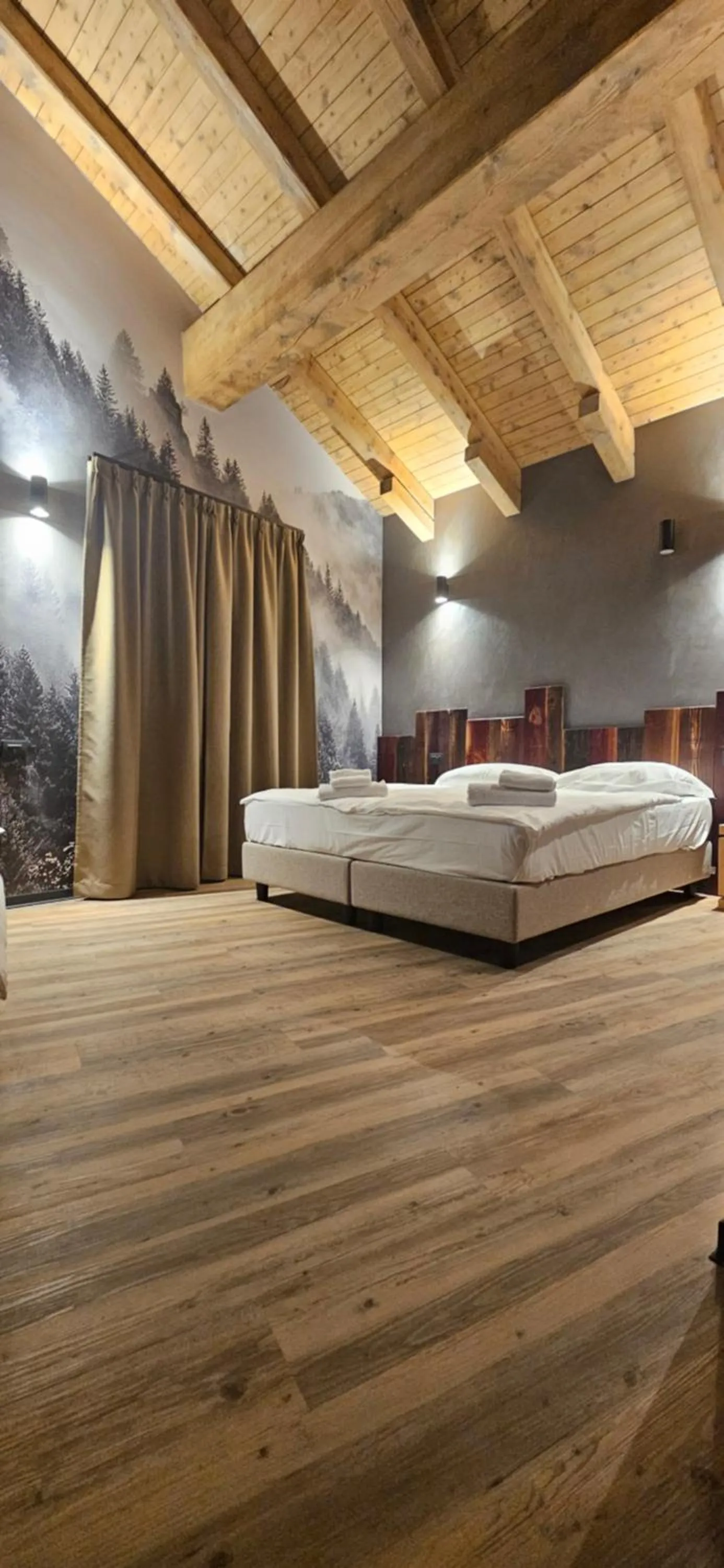 Bed in Crimea Wine Hotel