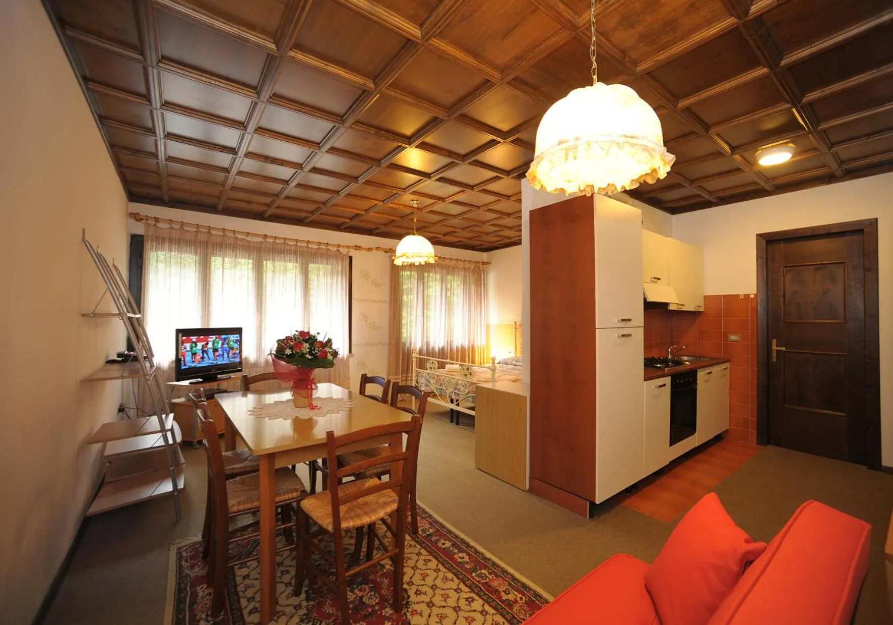 Kitchen or kitchenette in Residence Regina Delle Dolomiti