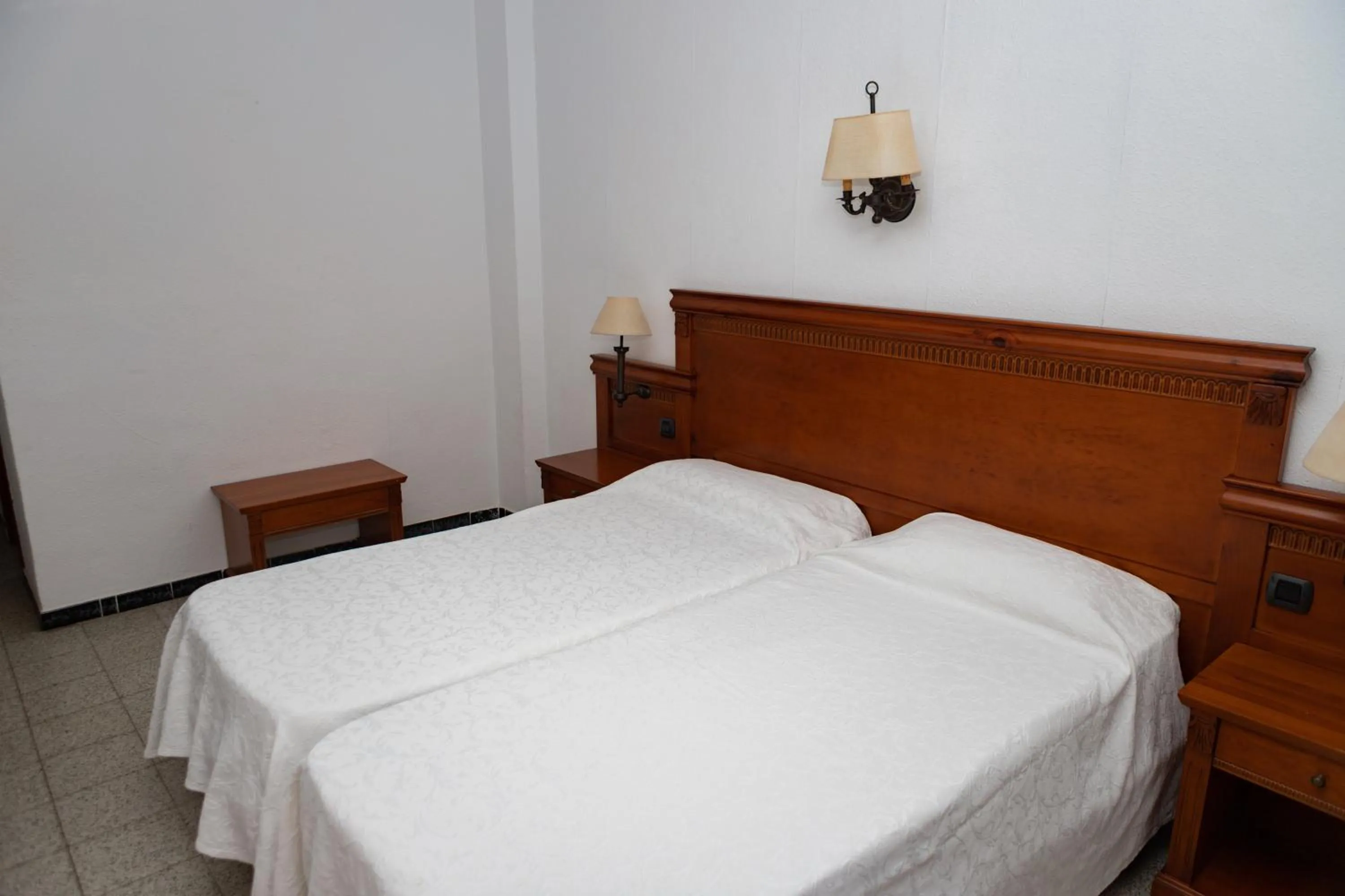 Bed in Hotel Haromar