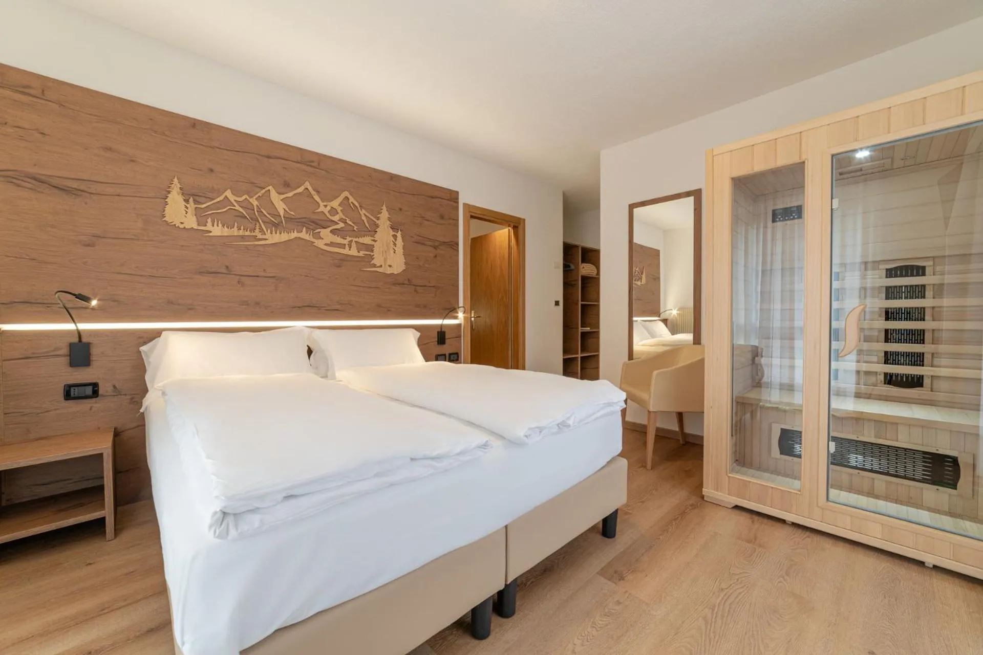 Photo of the whole room, Bed in Pineta Pastry Hotel