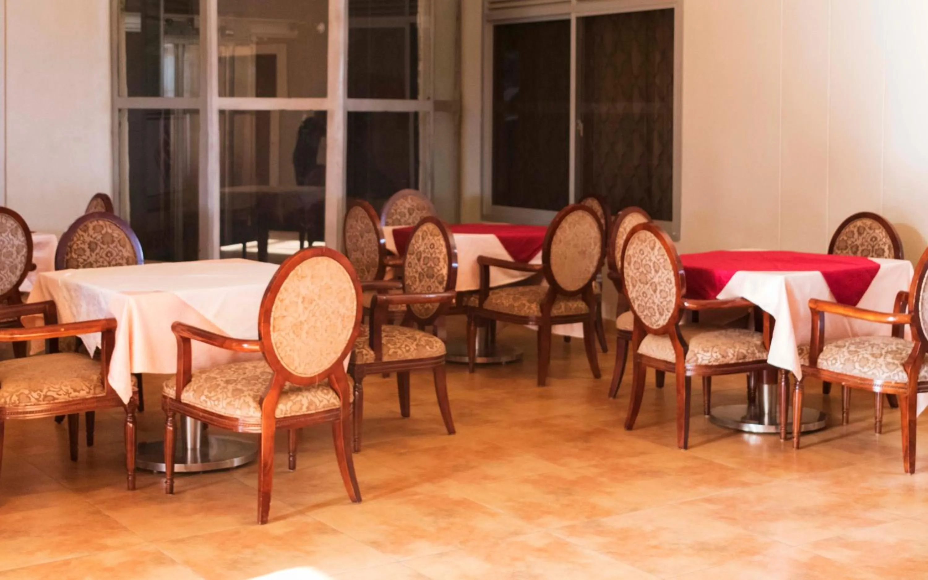 Restaurant/places to eat in Easy View Hotel Mbarara