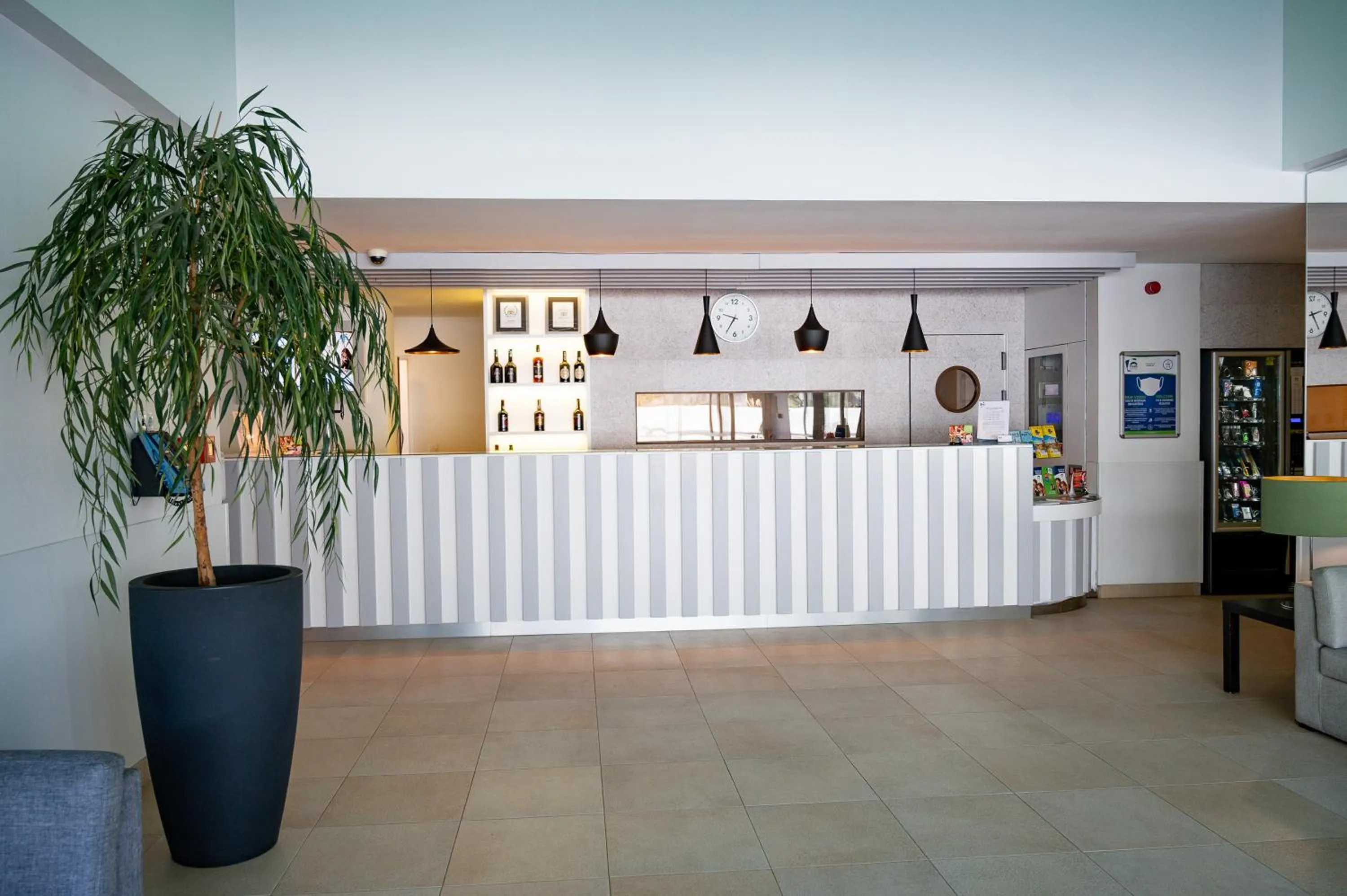 Lobby or reception in Park Hotel Porto Valongo