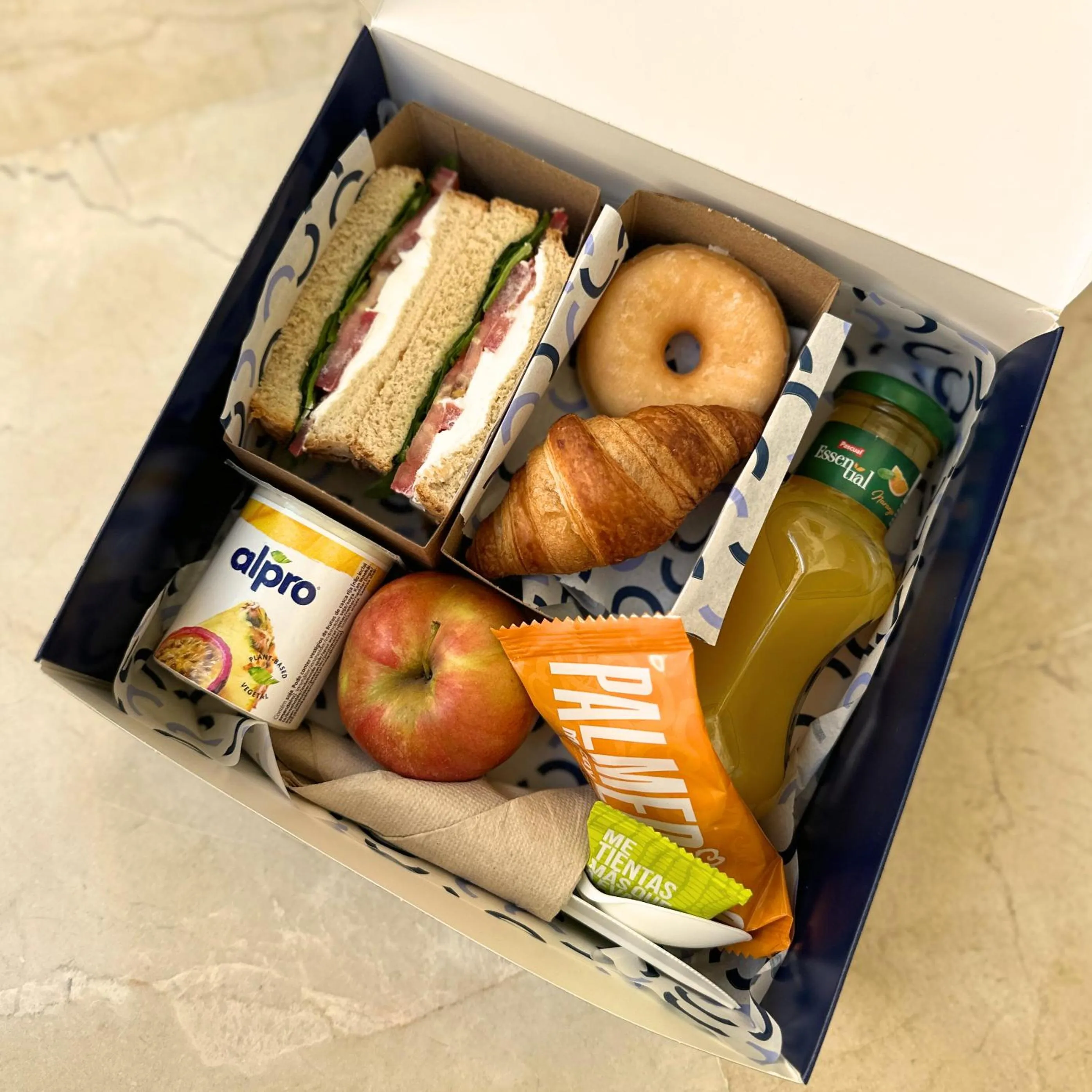 Breakfast in Numa Seville Jondo