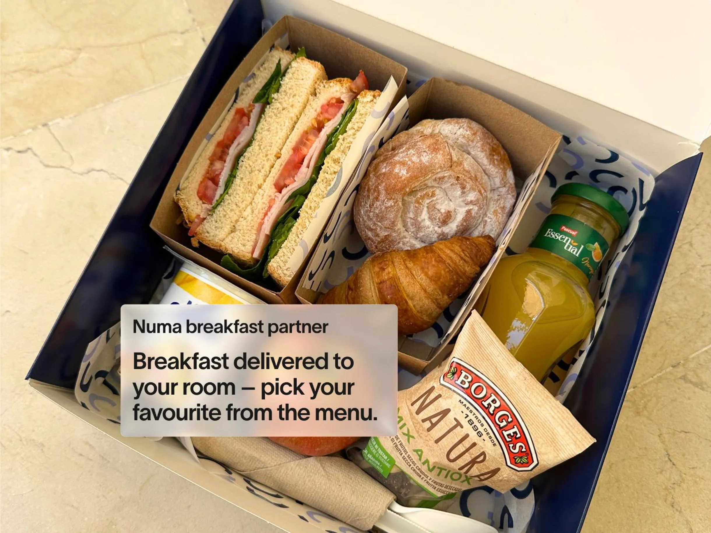 Breakfast in Numa Seville Jondo