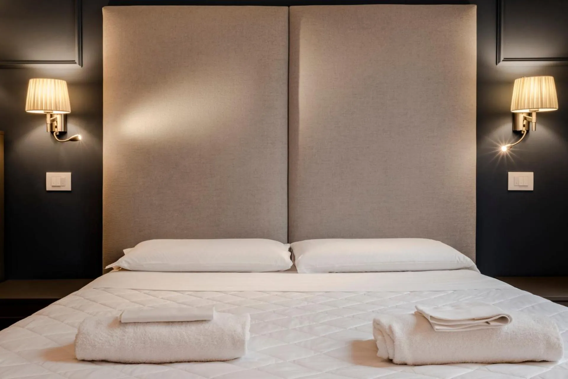 Photo of the whole room, Bed in Daphne Guest House