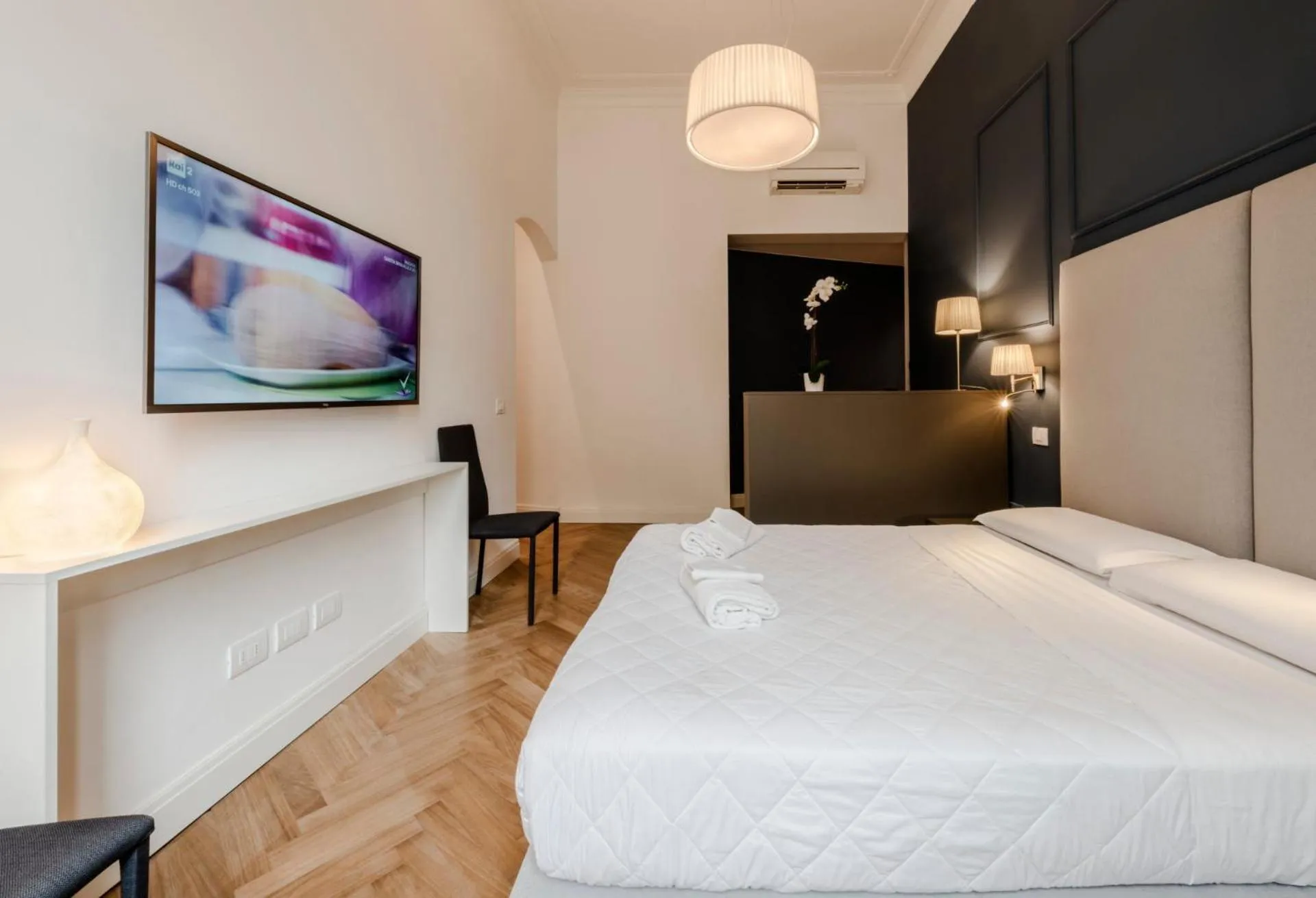 Bed in Daphne Guest House