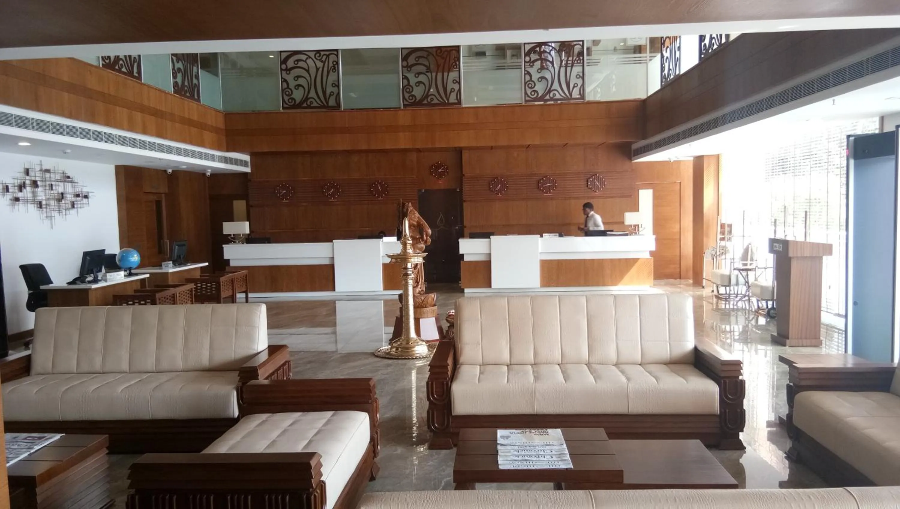 Lobby or reception in Hotel Karthika Park