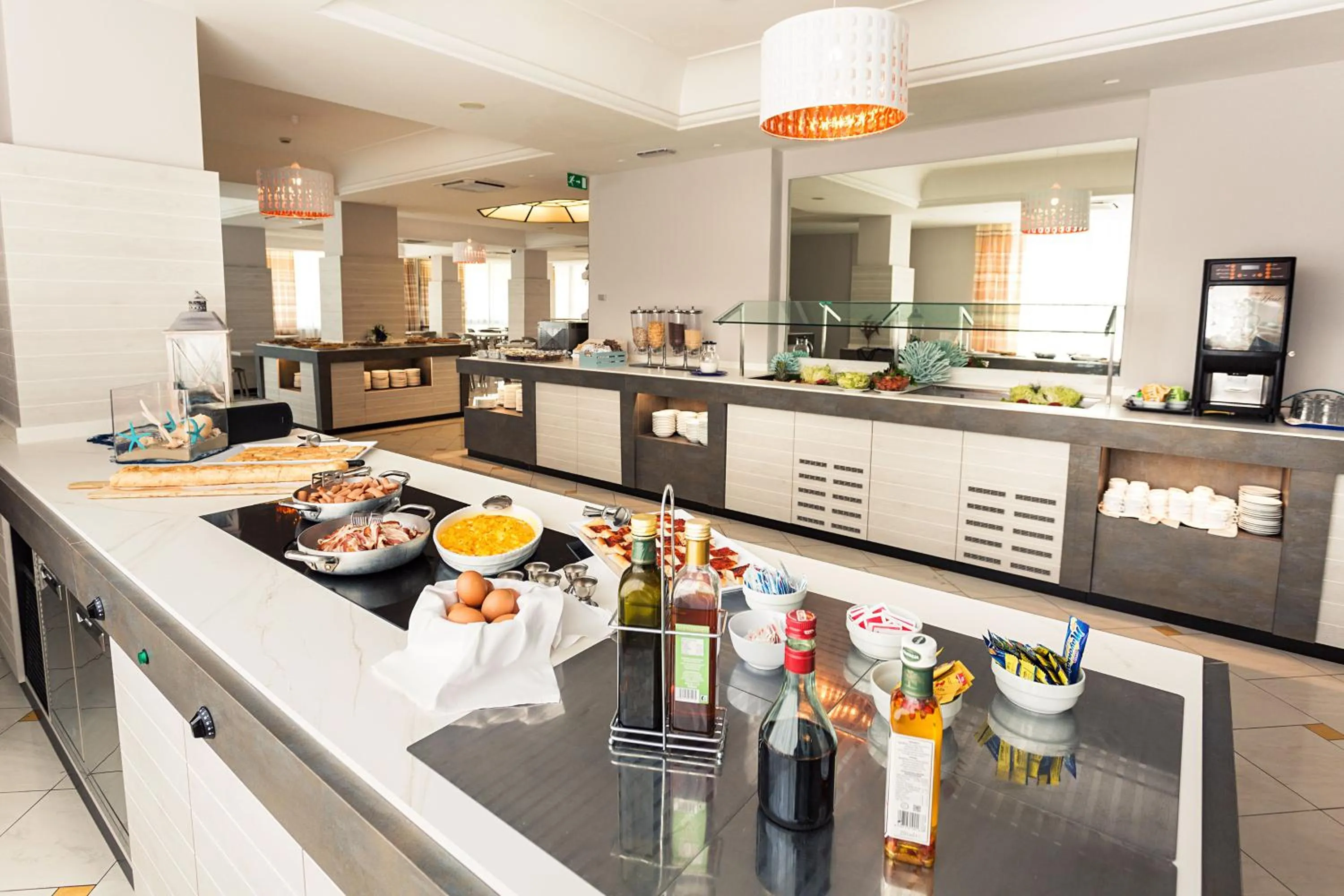 Buffet breakfast in Hotel Alexander