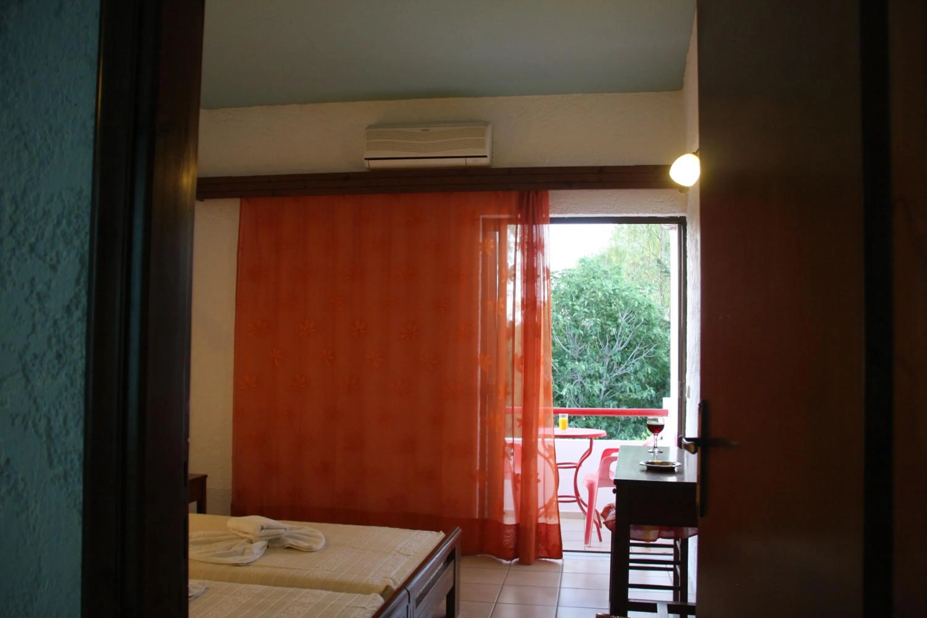 Photo of the whole room in Violetta Hotel