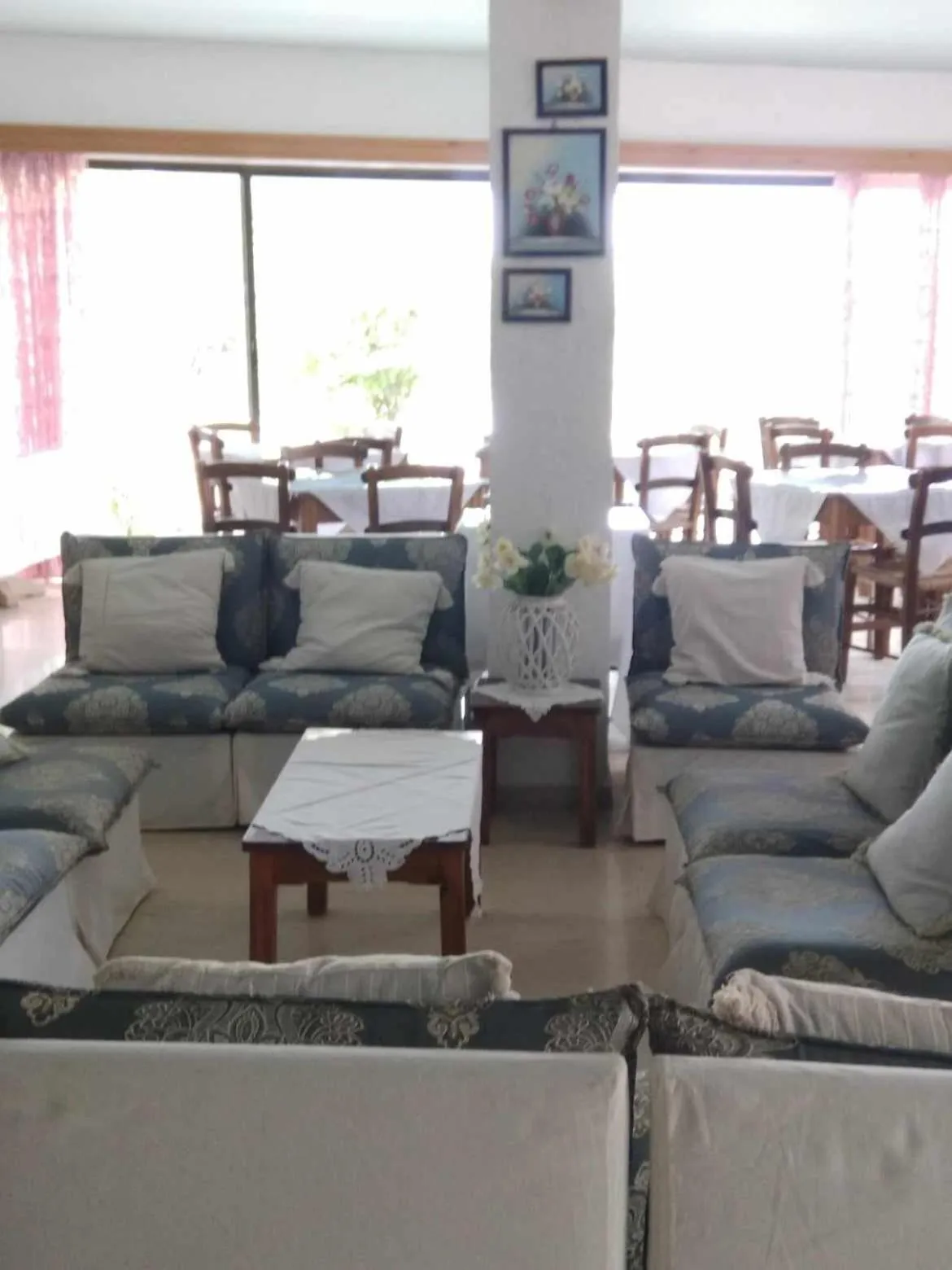 Living room in Violetta Hotel