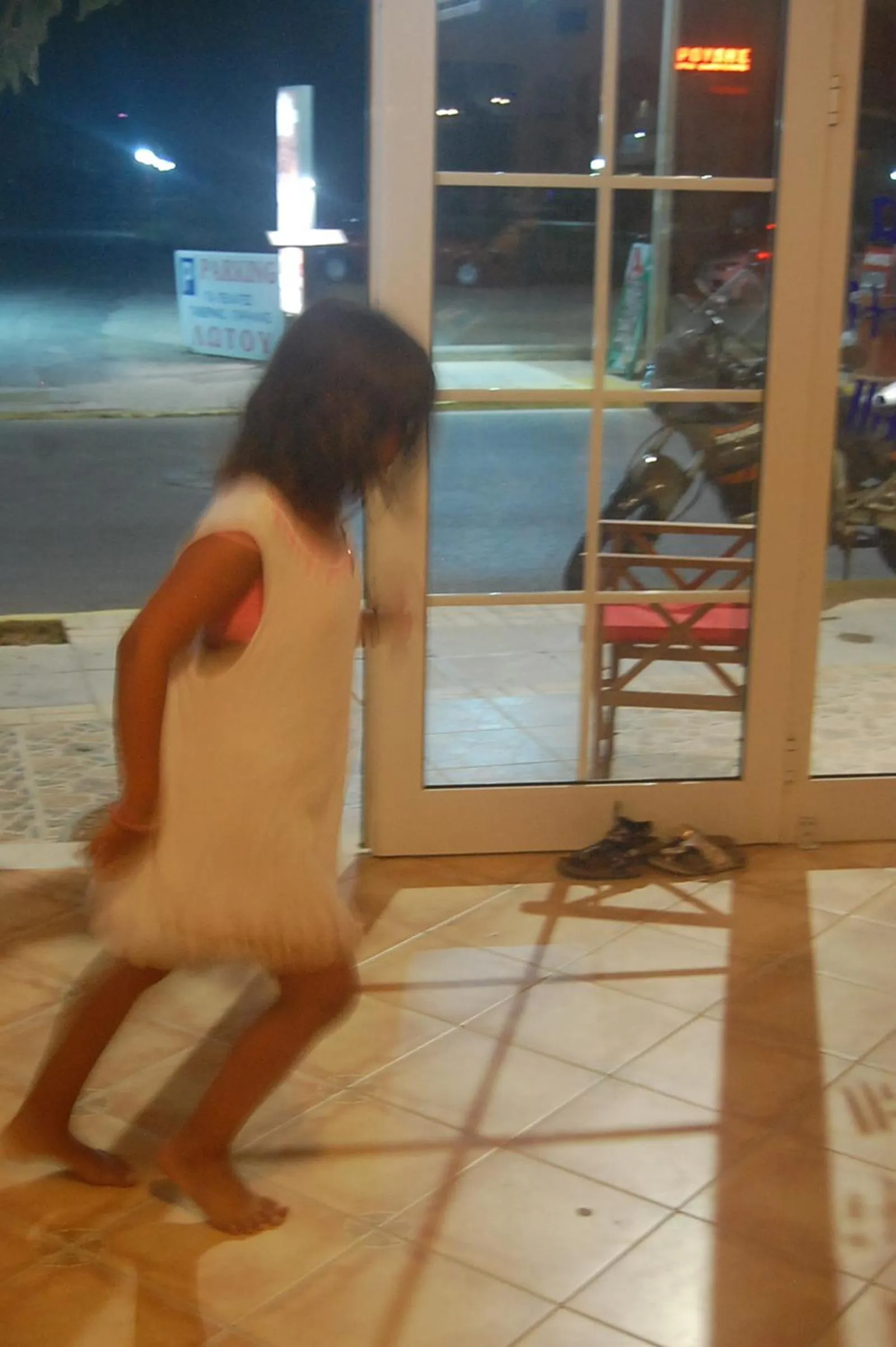 Restaurant/places to eat in Violetta Hotel