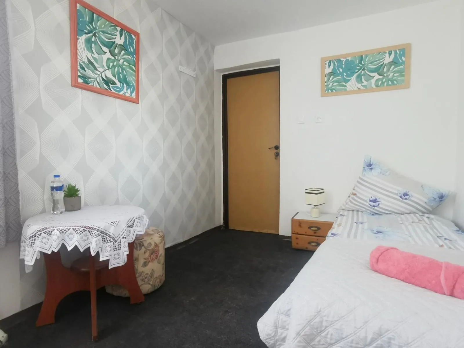 Photo of the whole room, Bed in Malinowy Domek