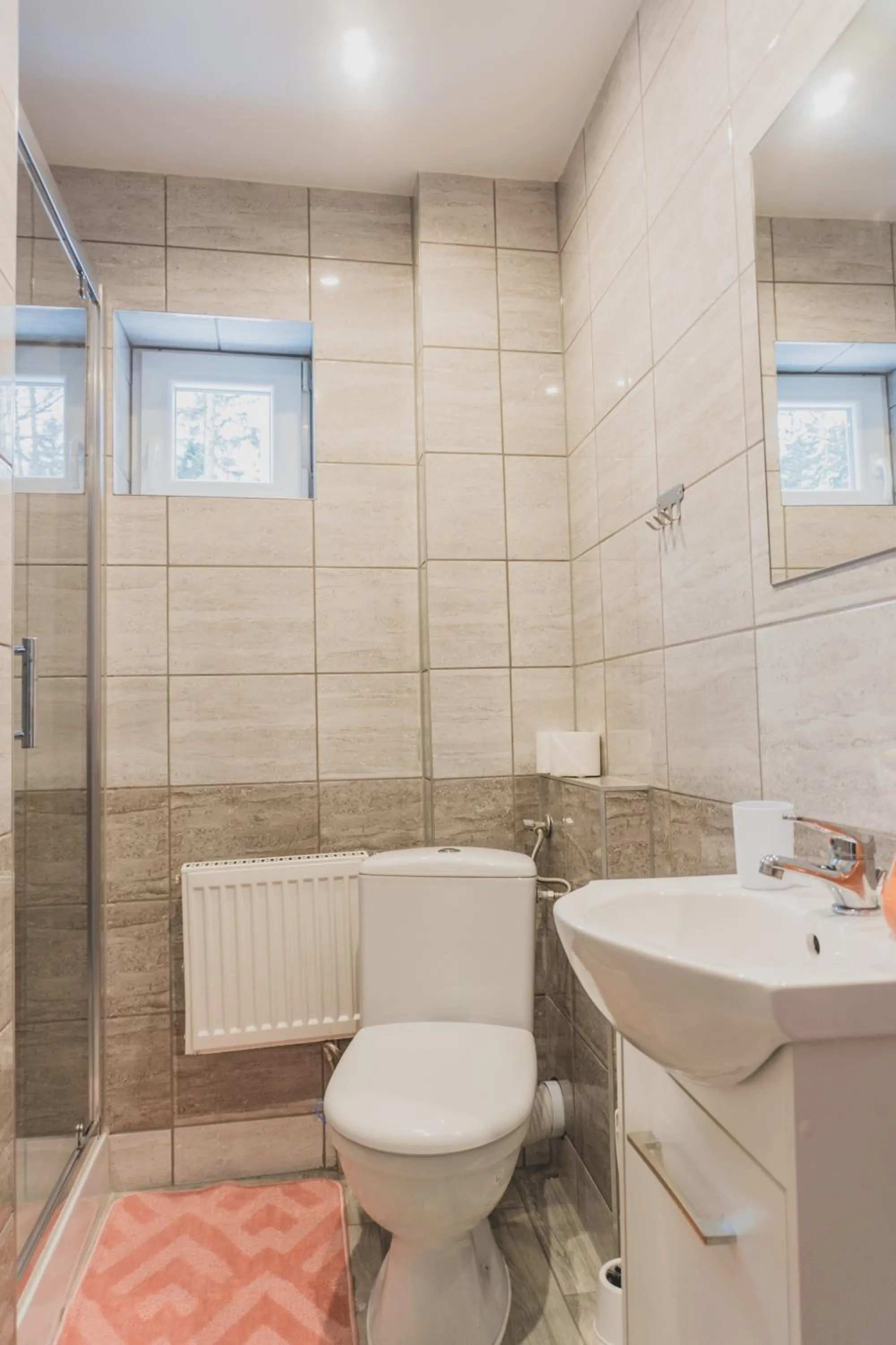 Shower in Malinowy Domek