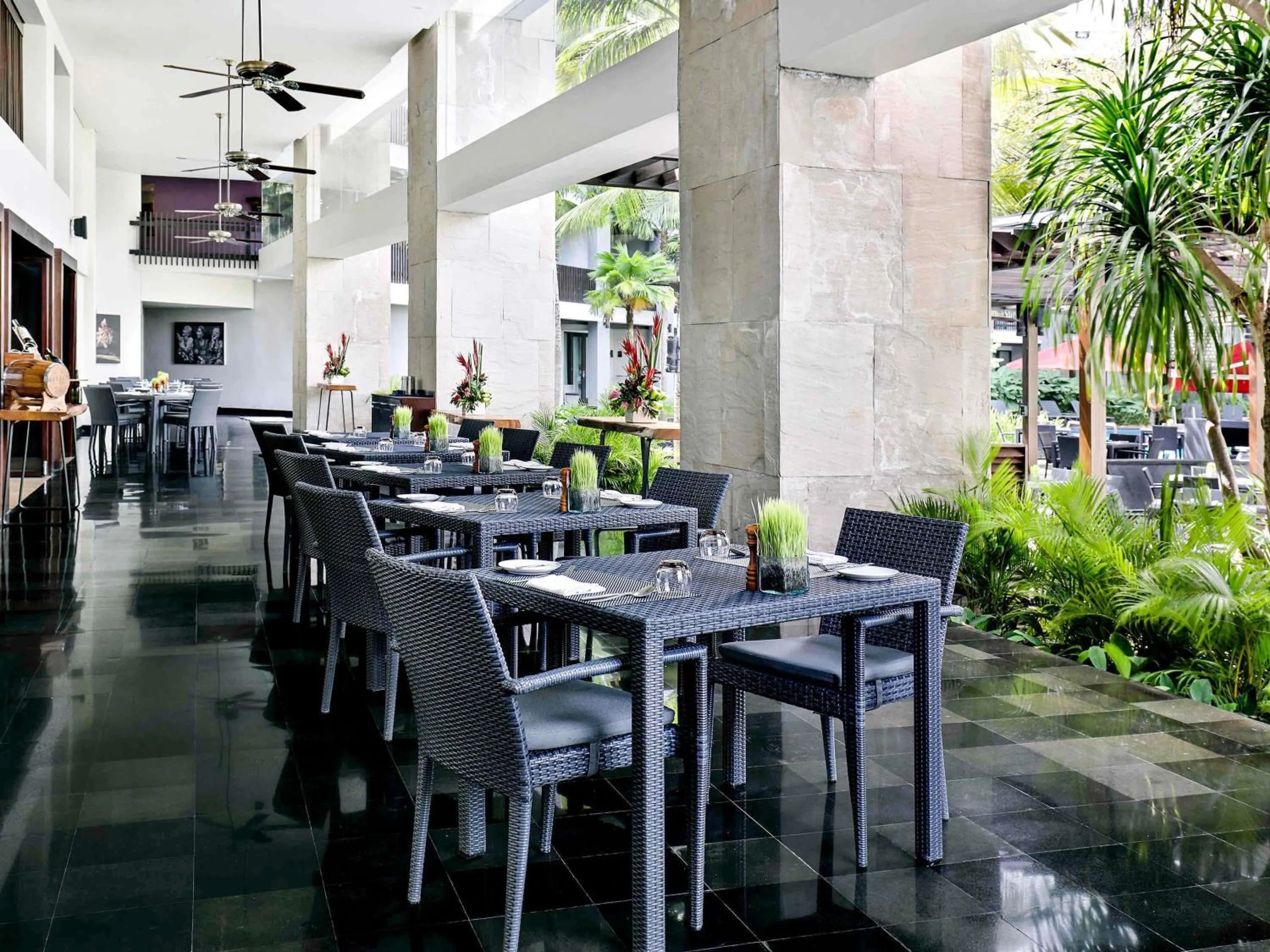 Restaurant/places to eat in Pullman Bali Legian Beach