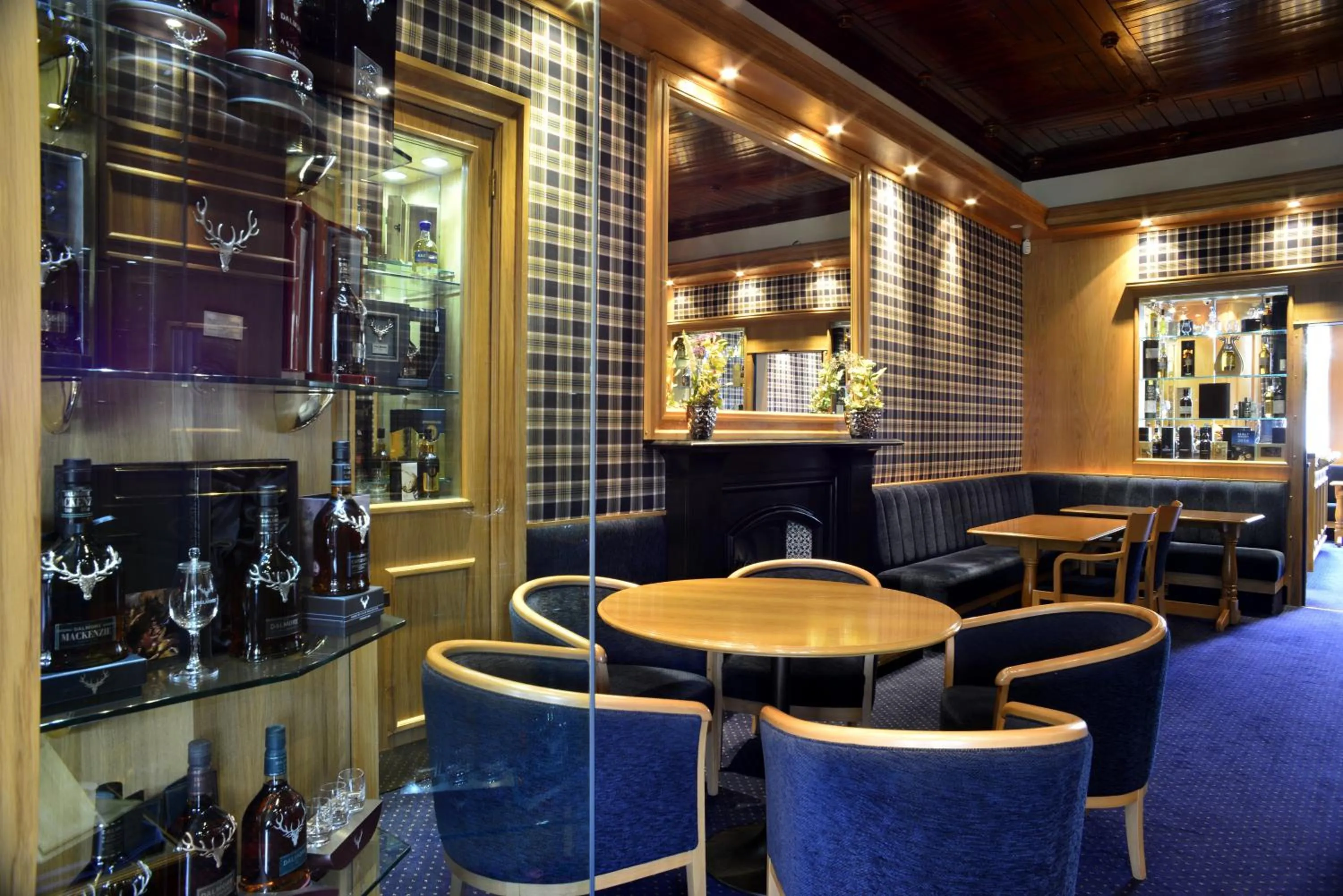 Lounge or bar in Ardshiel Hotel