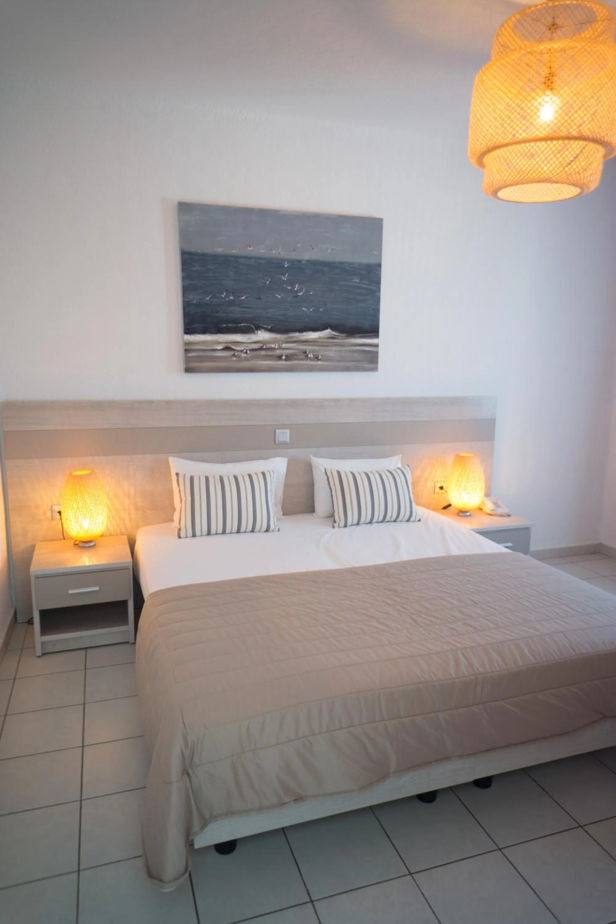 Bedroom, Bed in Alkinoos Beach Hotel