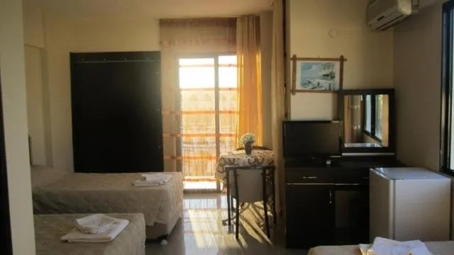 Photo of the whole room in Hotel Melike