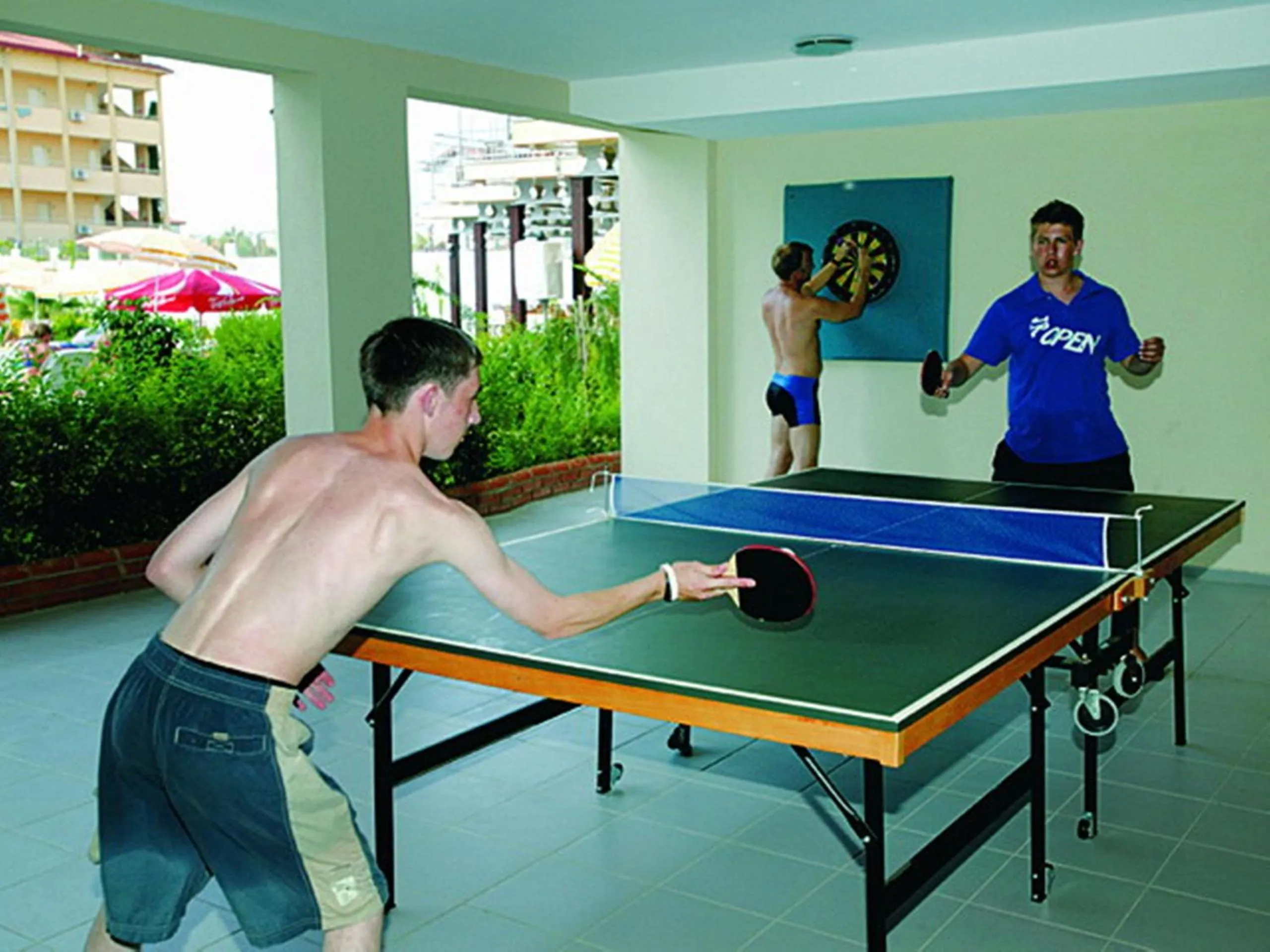 Table tennis in Hotel Melike