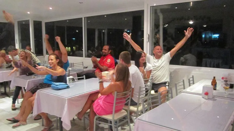 Restaurant/places to eat in Hotel Melike