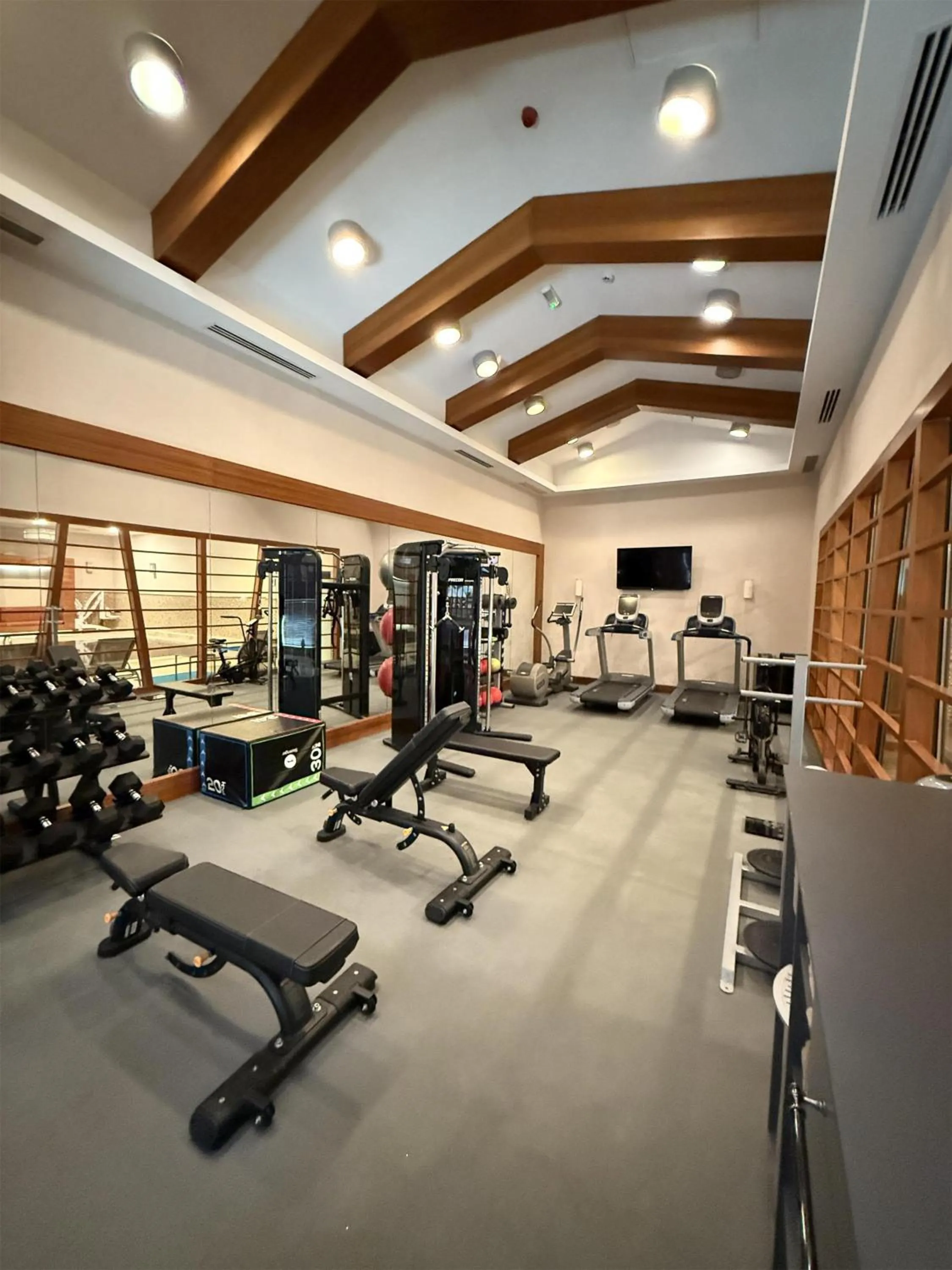 Fitness centre/facilities in Doubletree by Hilton Van