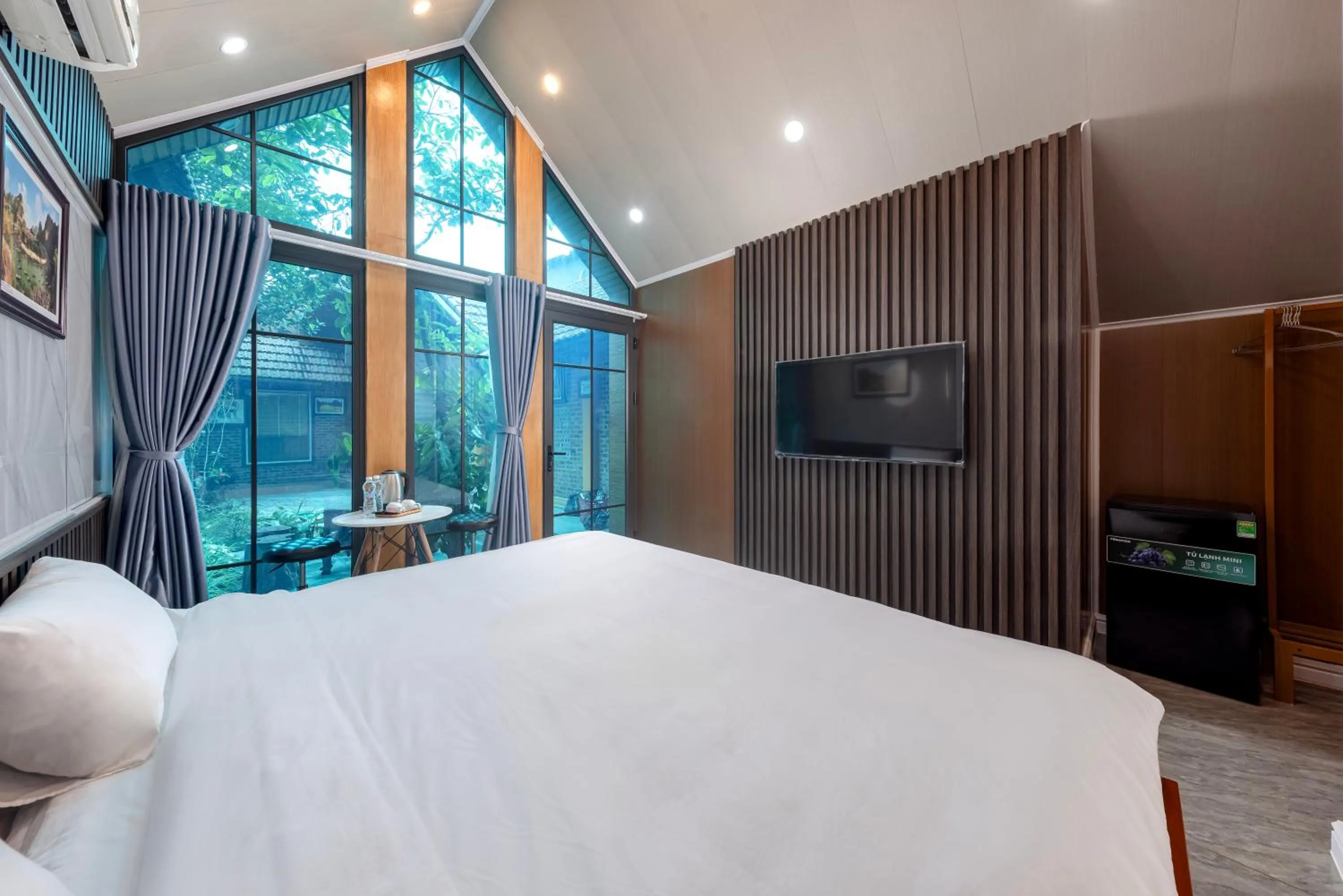 Bed in Tam Coc Friends Bungalow Ninh Bình