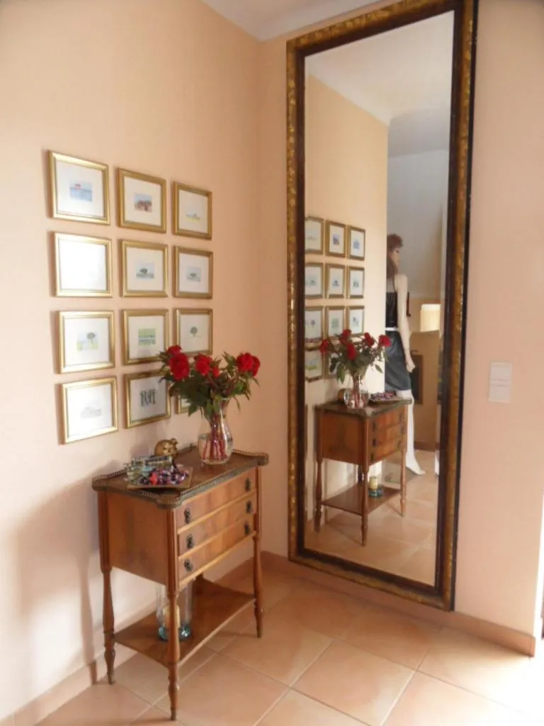 Decorative detail in Vila De Sol