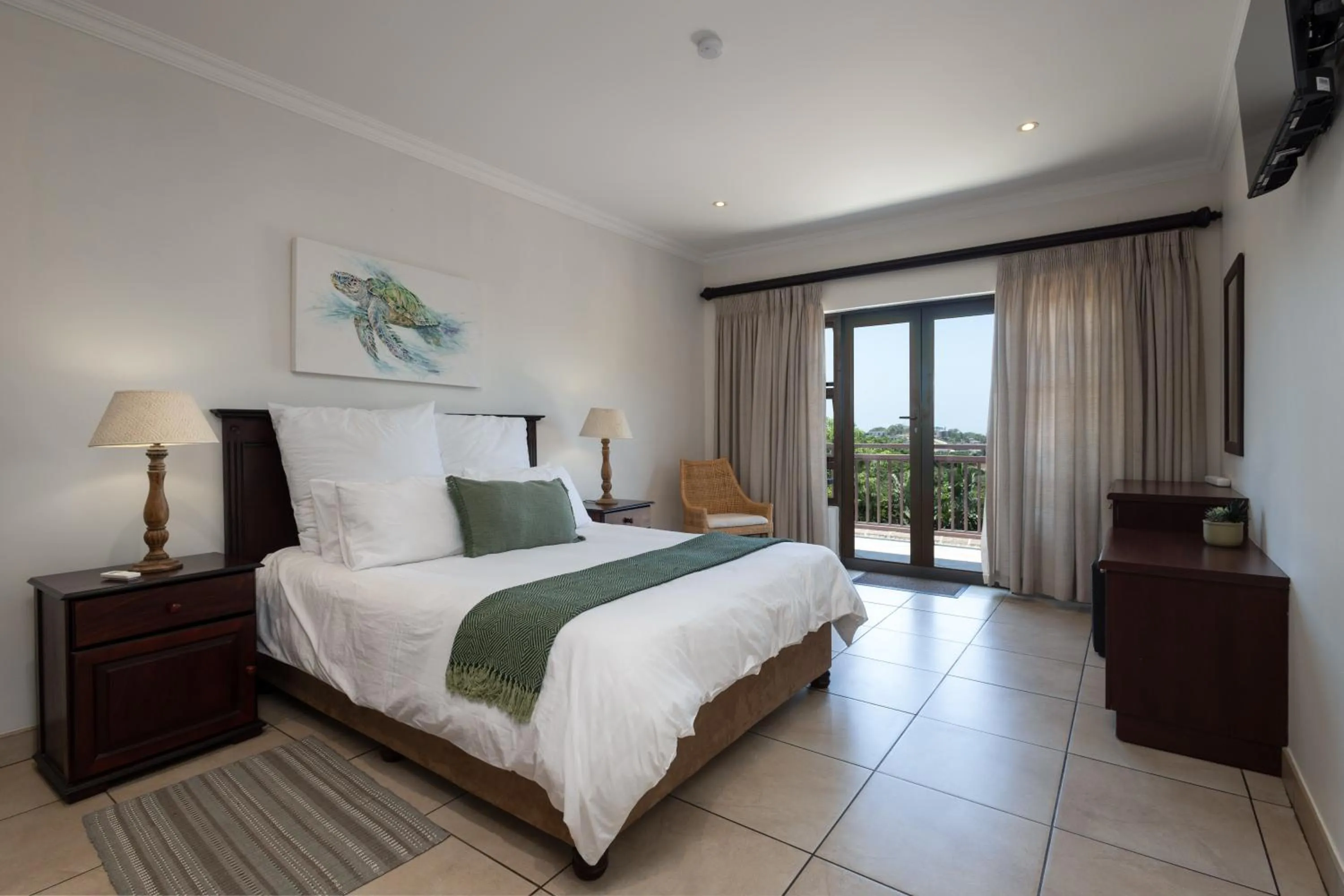 TV and multimedia, Bed in Kitesview Bed and Breakfast