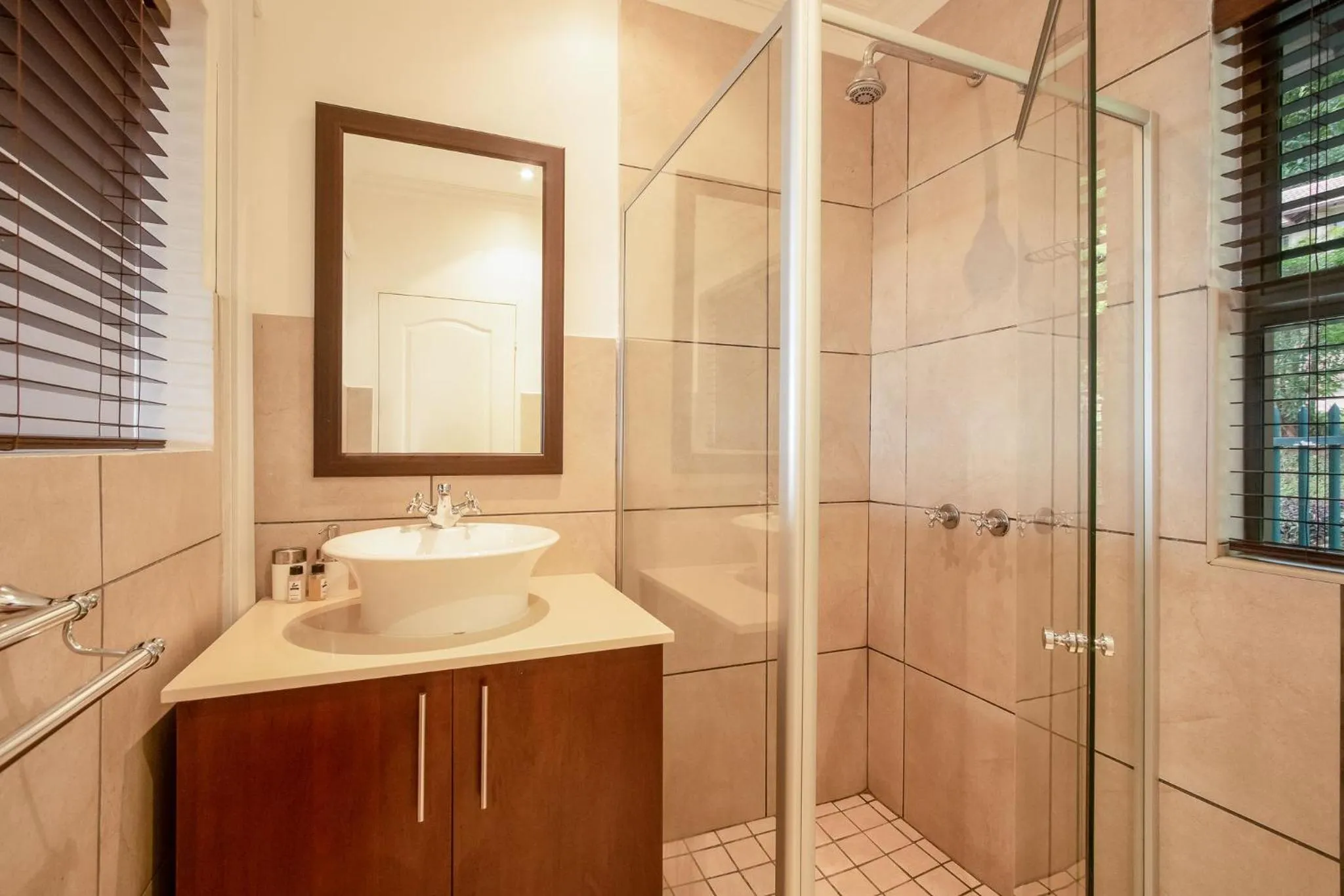 Double Room with Balcony and Sea View - single occupancy in Kitesview Bed and Breakfast