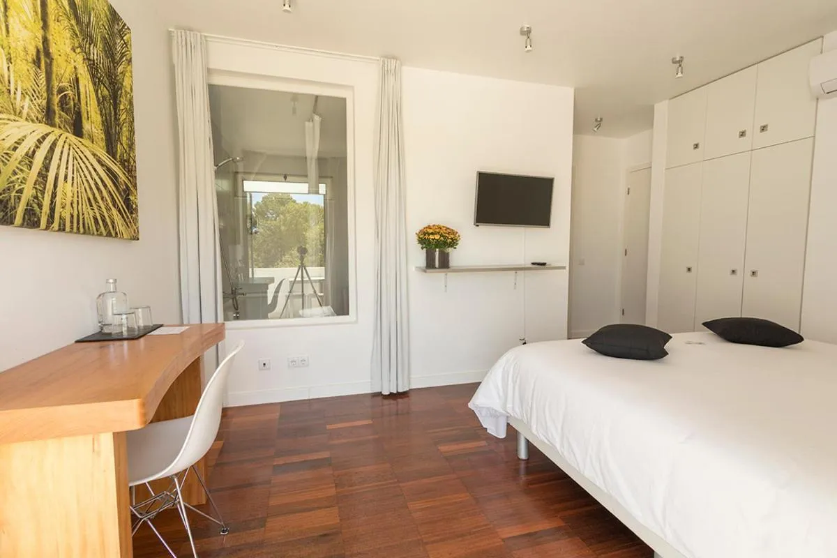 Bedroom, Bed in One2Seven