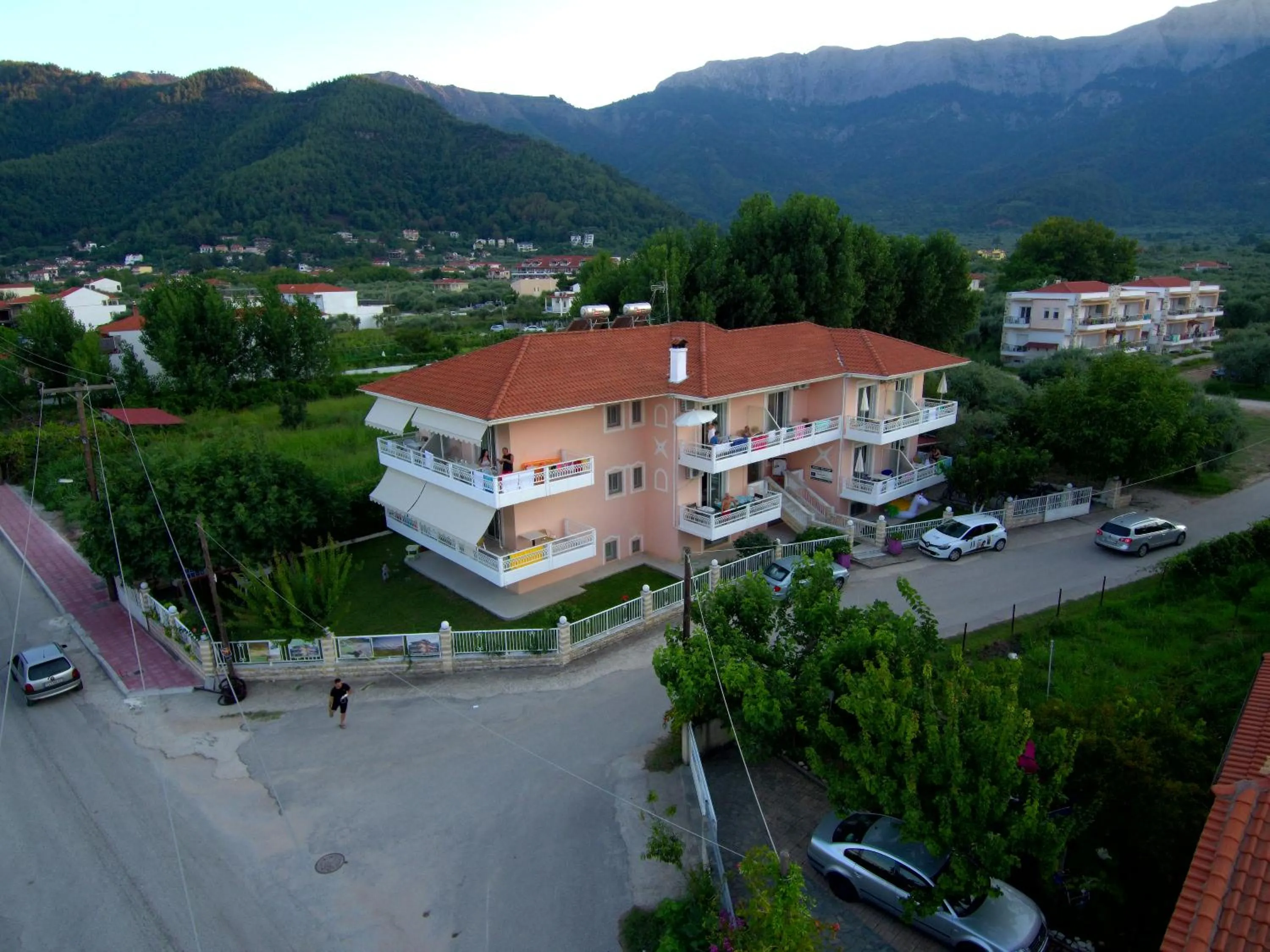 Porto Thassos Apartments & Studios
