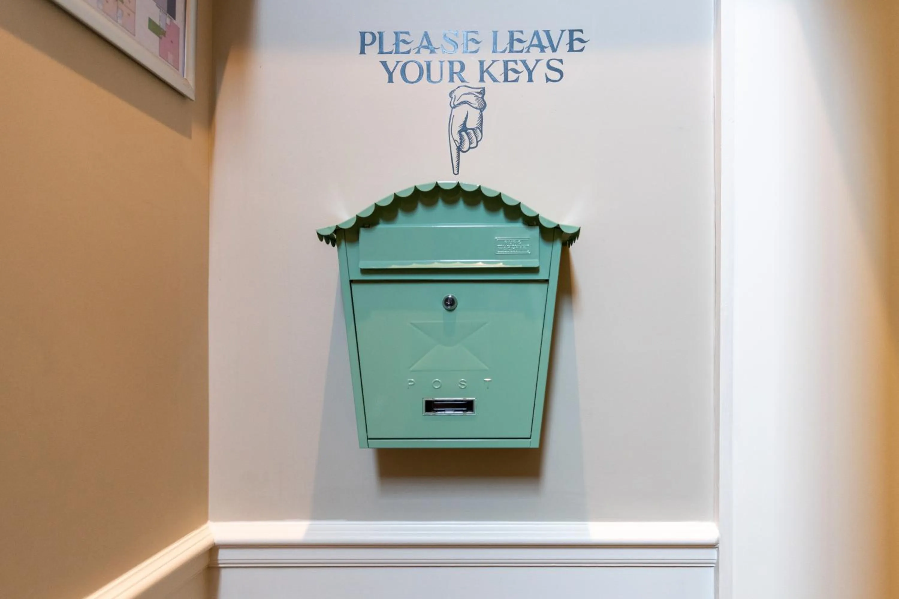 The Crown Pub & Guesthouse