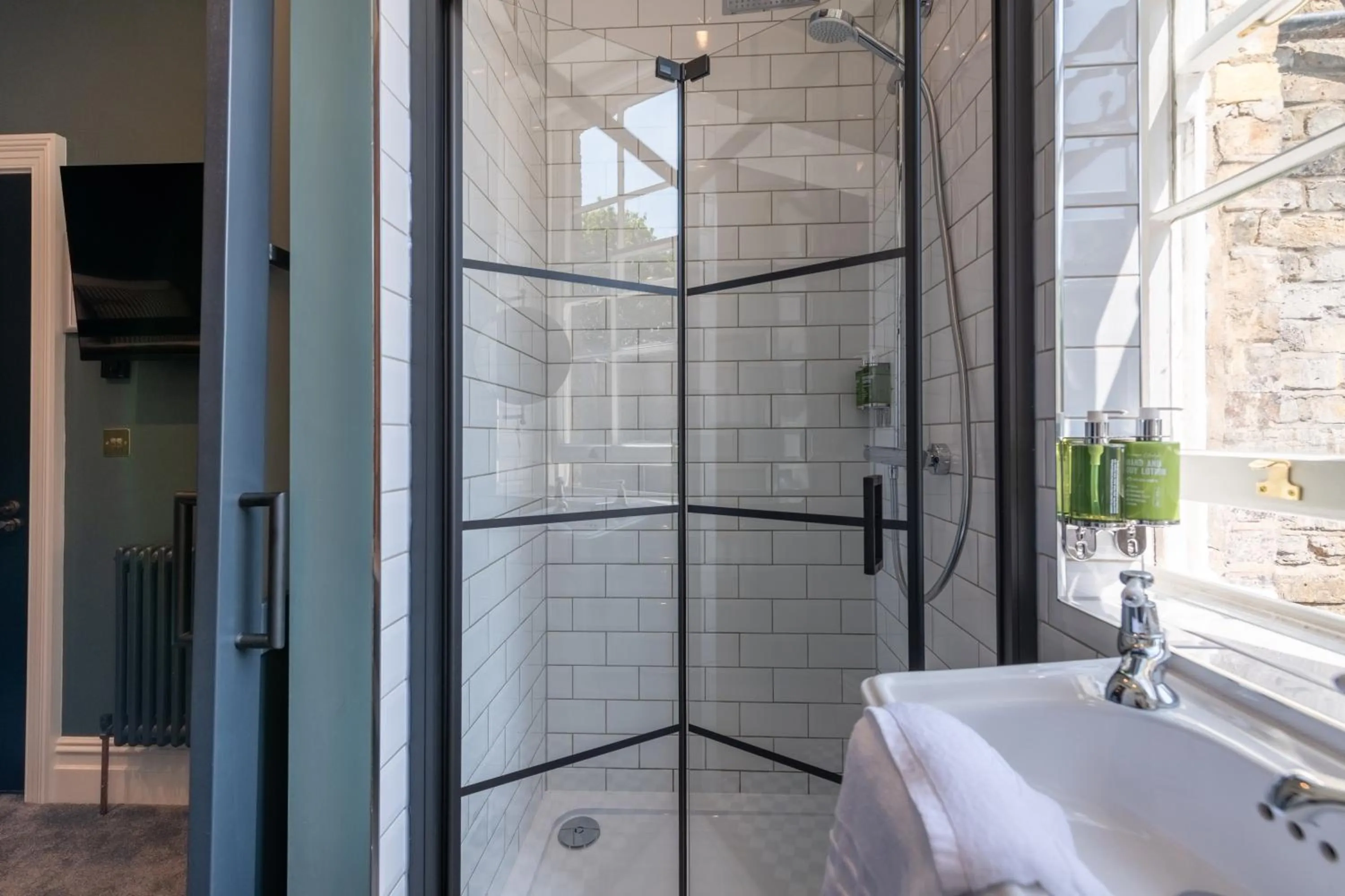 The Crown Pub & Guesthouse