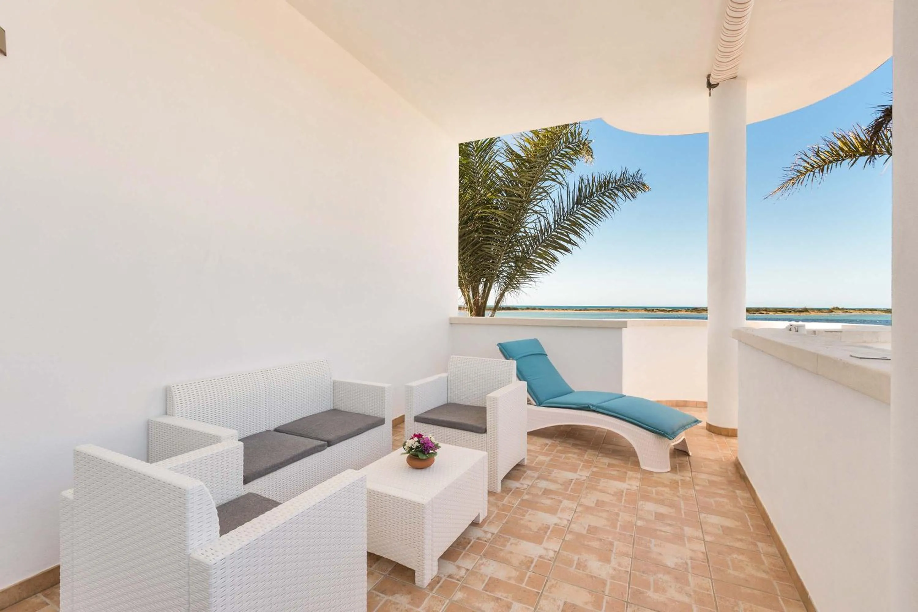 Villa La Strea by BarbarHouse