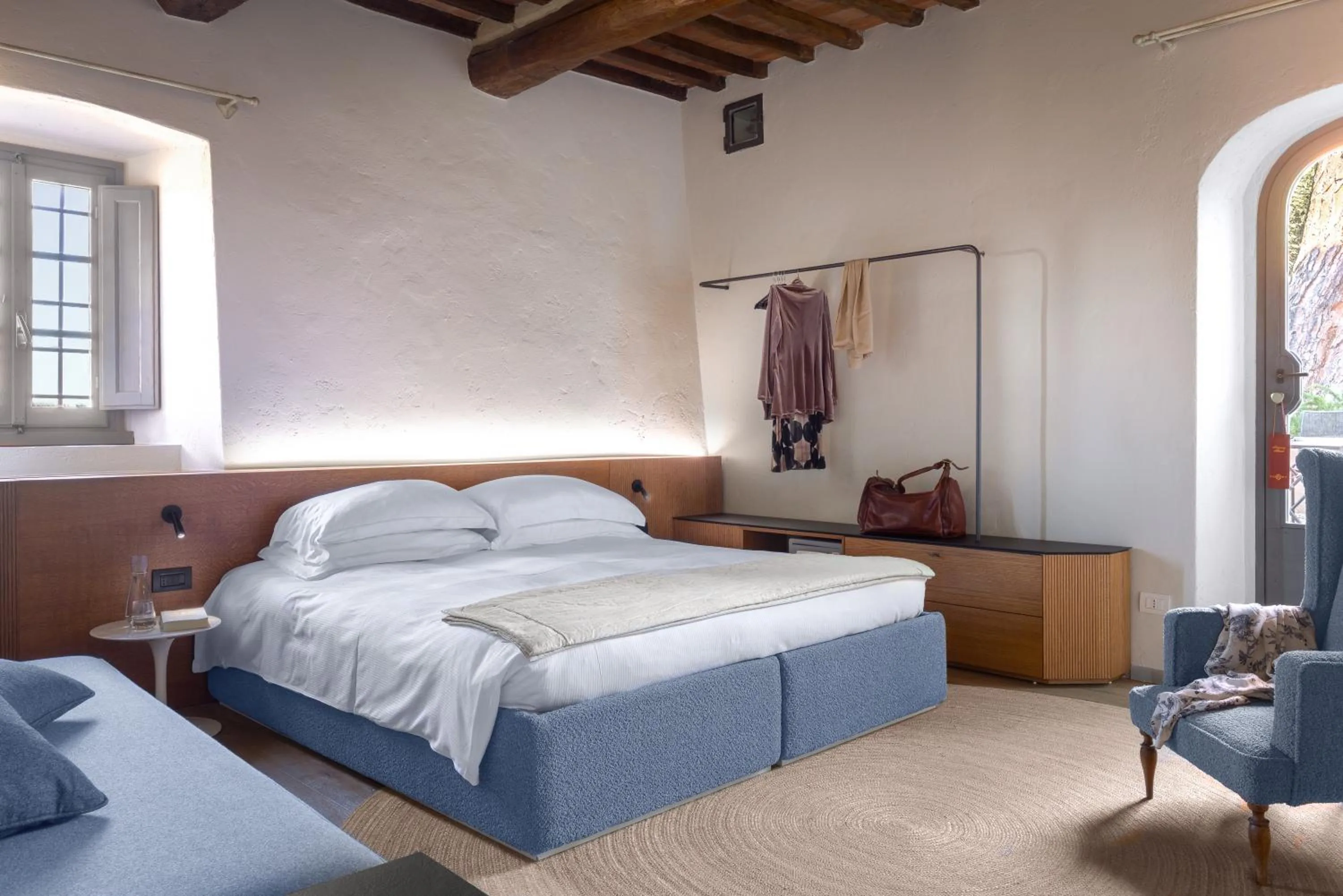 Bedroom, Bed in Salvadonica