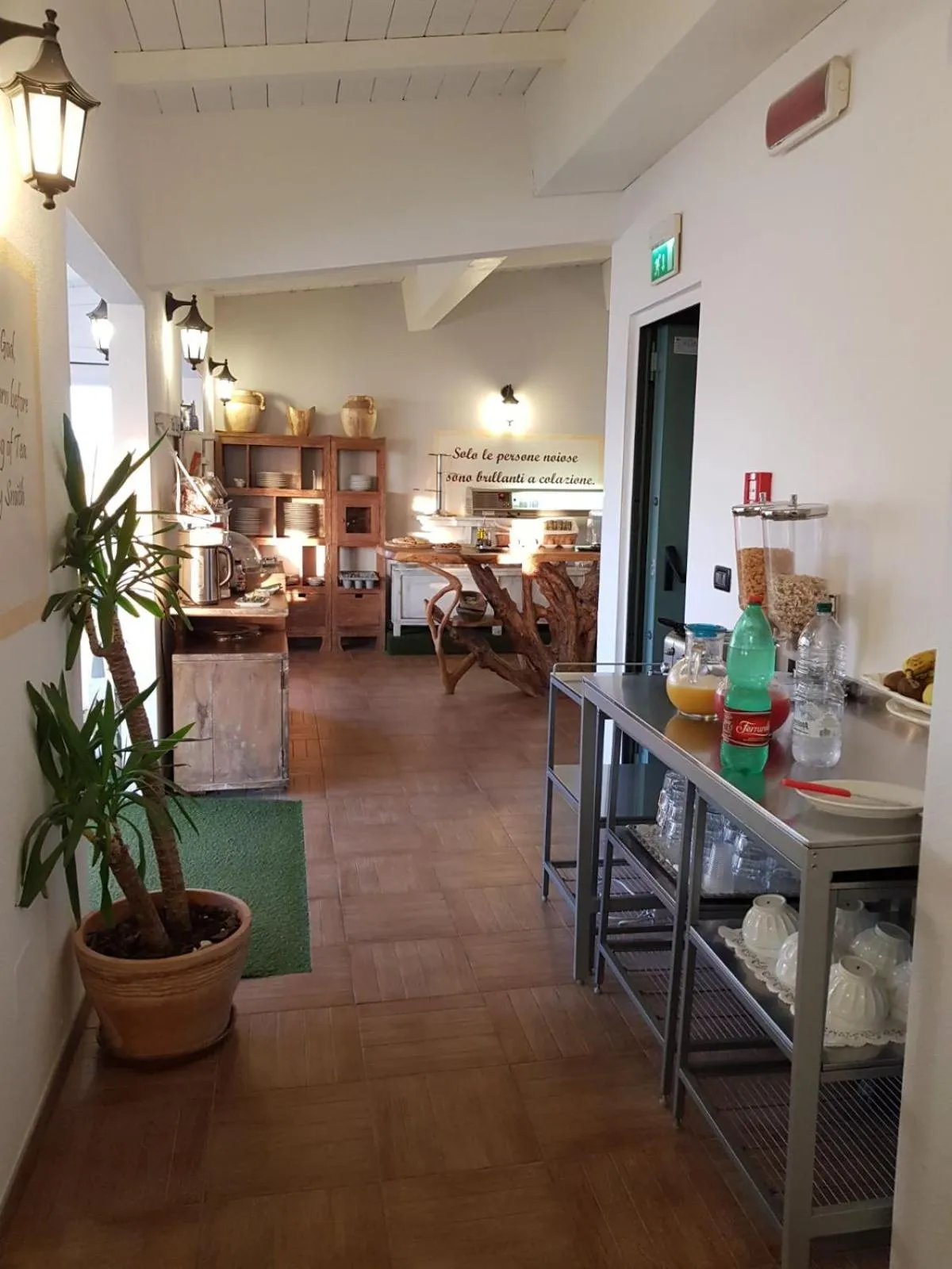 Food and drinks in Hotel Bella 'Mbriana