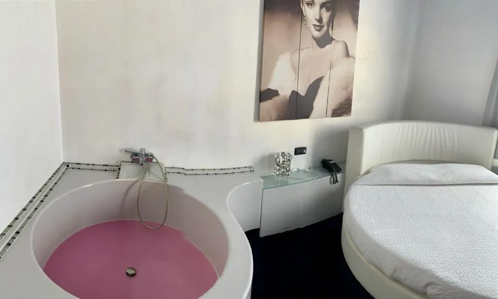 Photo of the whole room, Bed in Hotel Bella 'Mbriana