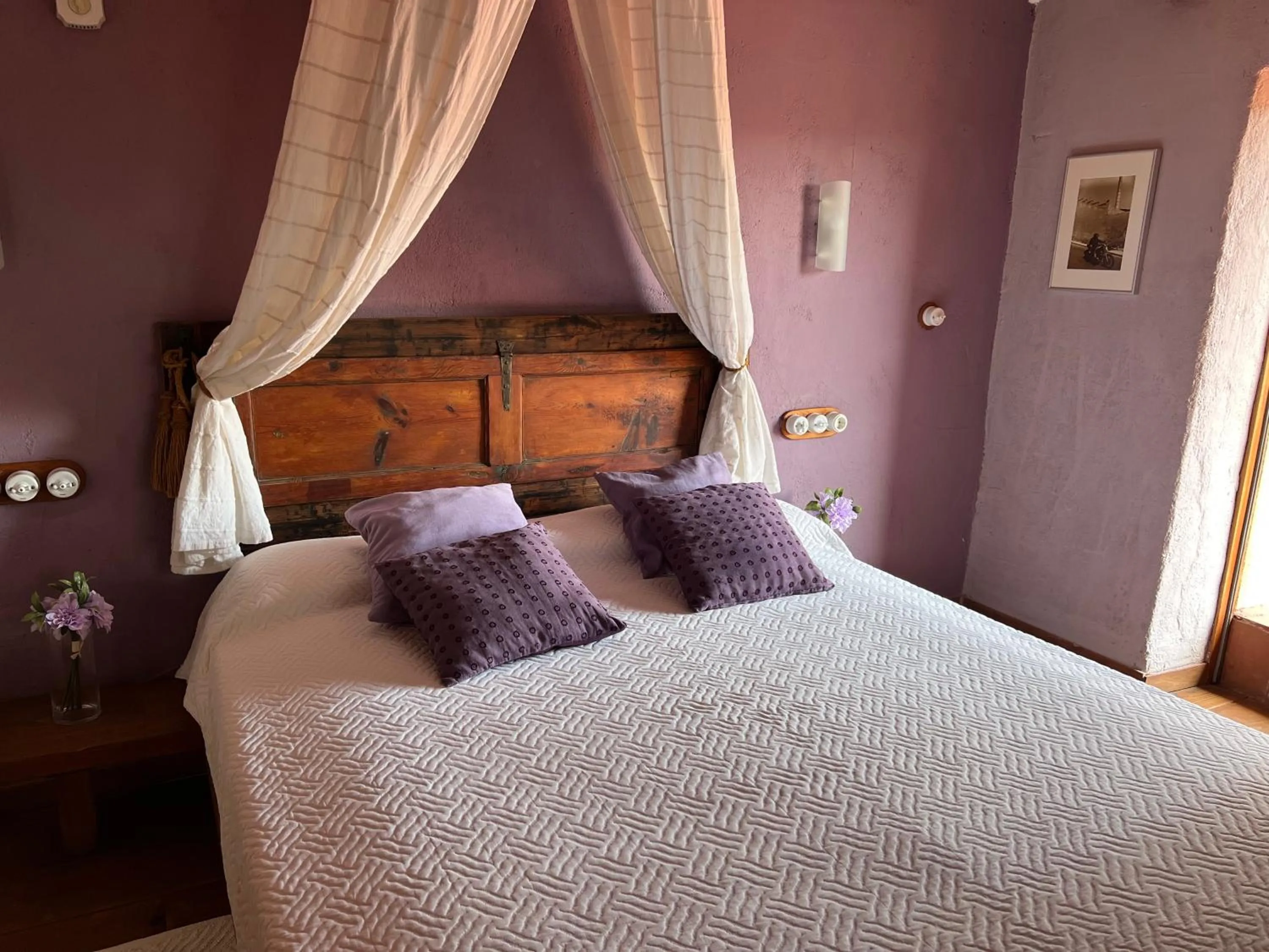 Bed in Les Vinyes Alojamiento Rural Boutique & SPA