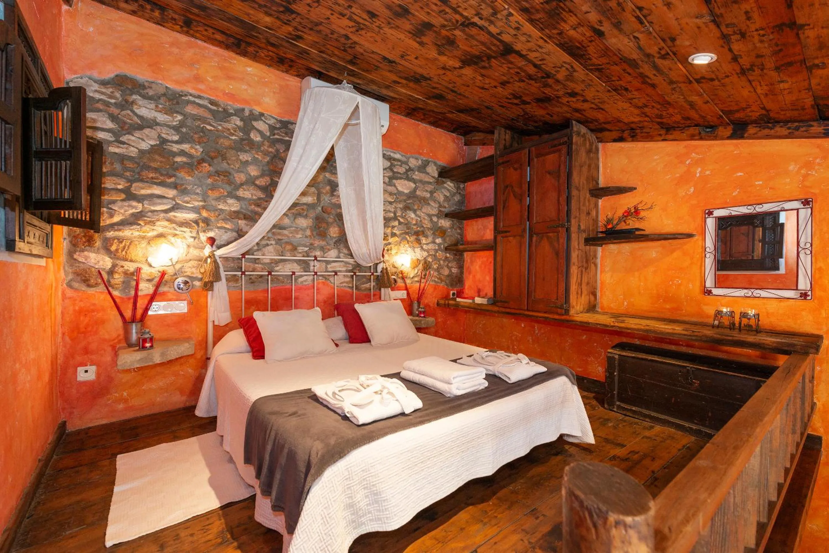 Bed in Les Vinyes Alojamiento Rural Boutique & SPA