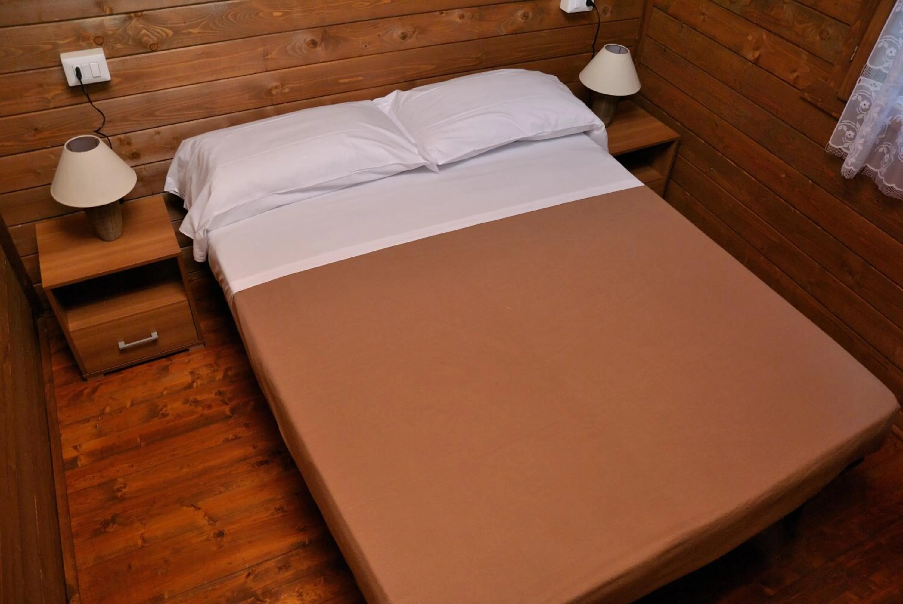 Photo of the whole room, Bed in Campeggio Italia