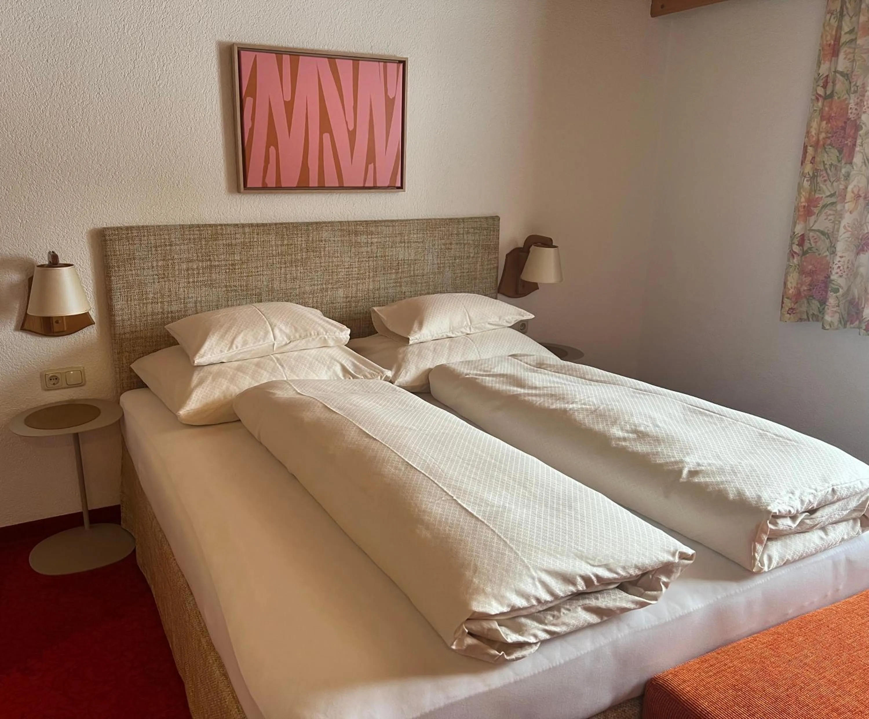 Bed in Appartements Birkenhof