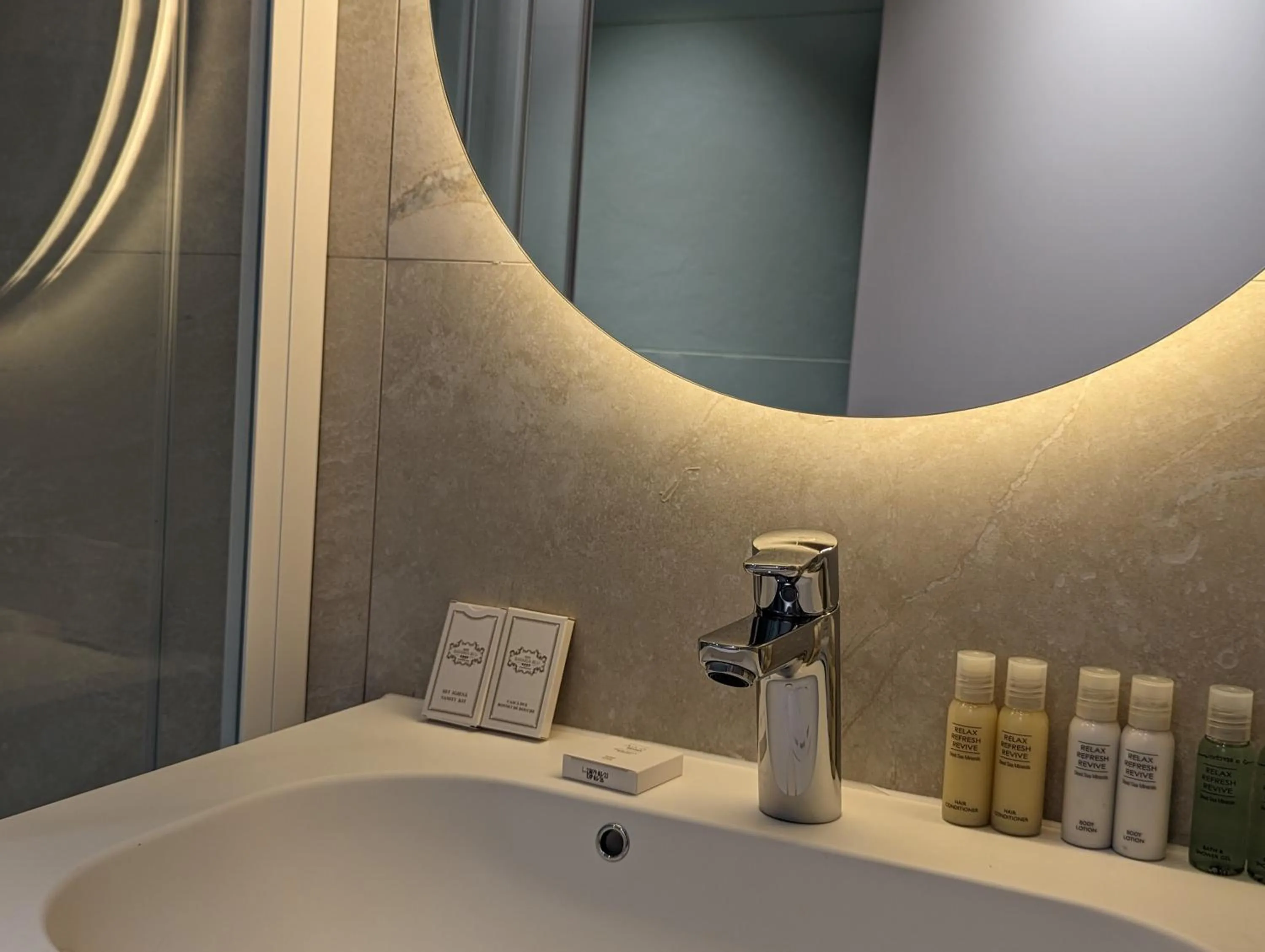 Bavaria Blu Hotel and Conference Centre