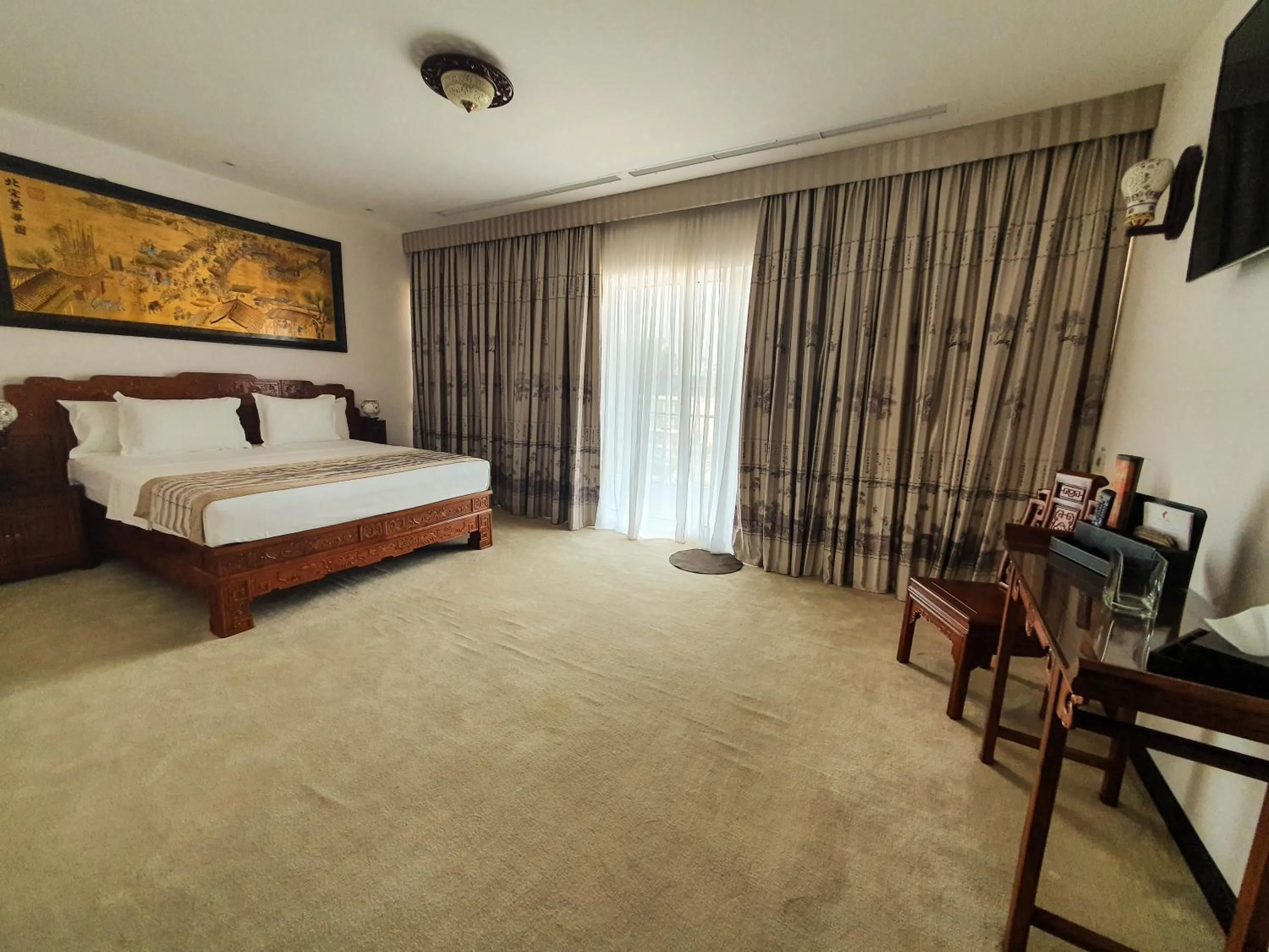 Bed in Bavaria Blu Hotel and Conference Centre