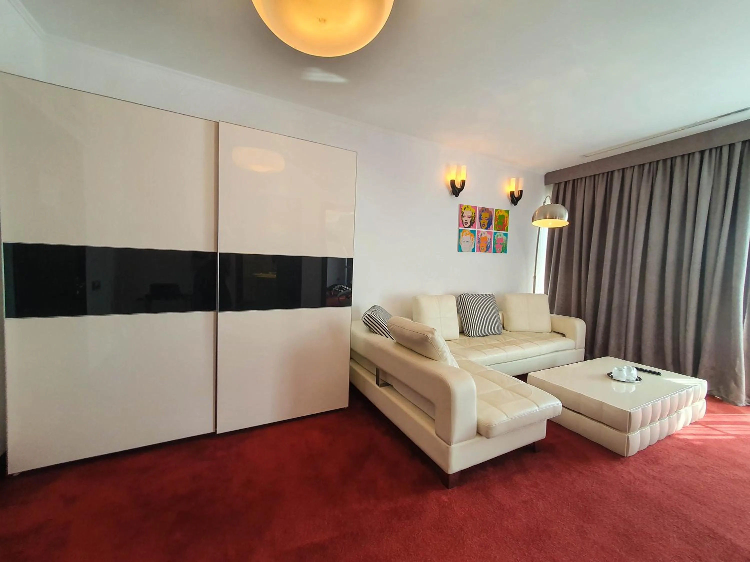 Bavaria Blu Hotel and Conference Centre