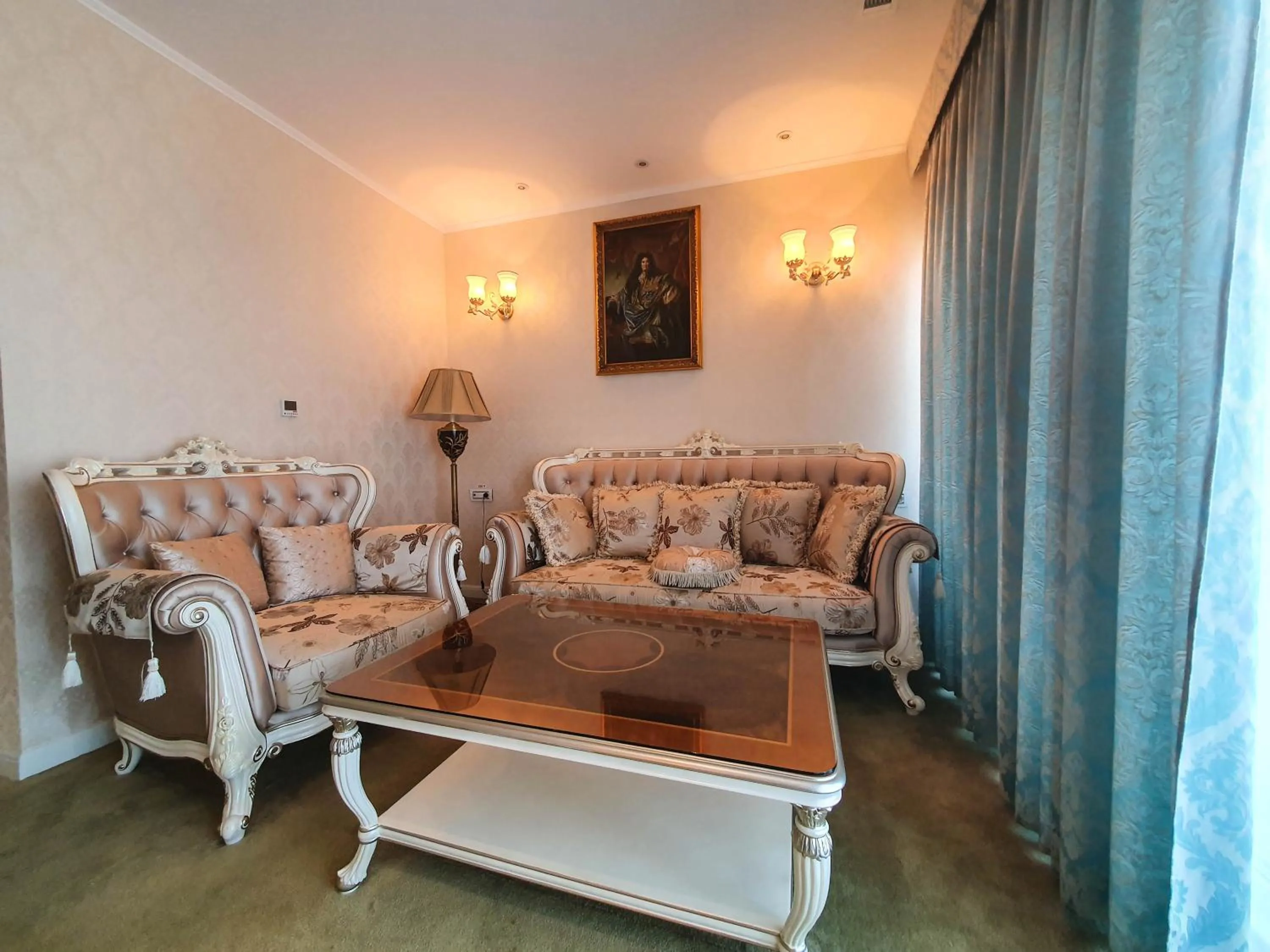 Bavaria Blu Hotel and Conference Centre