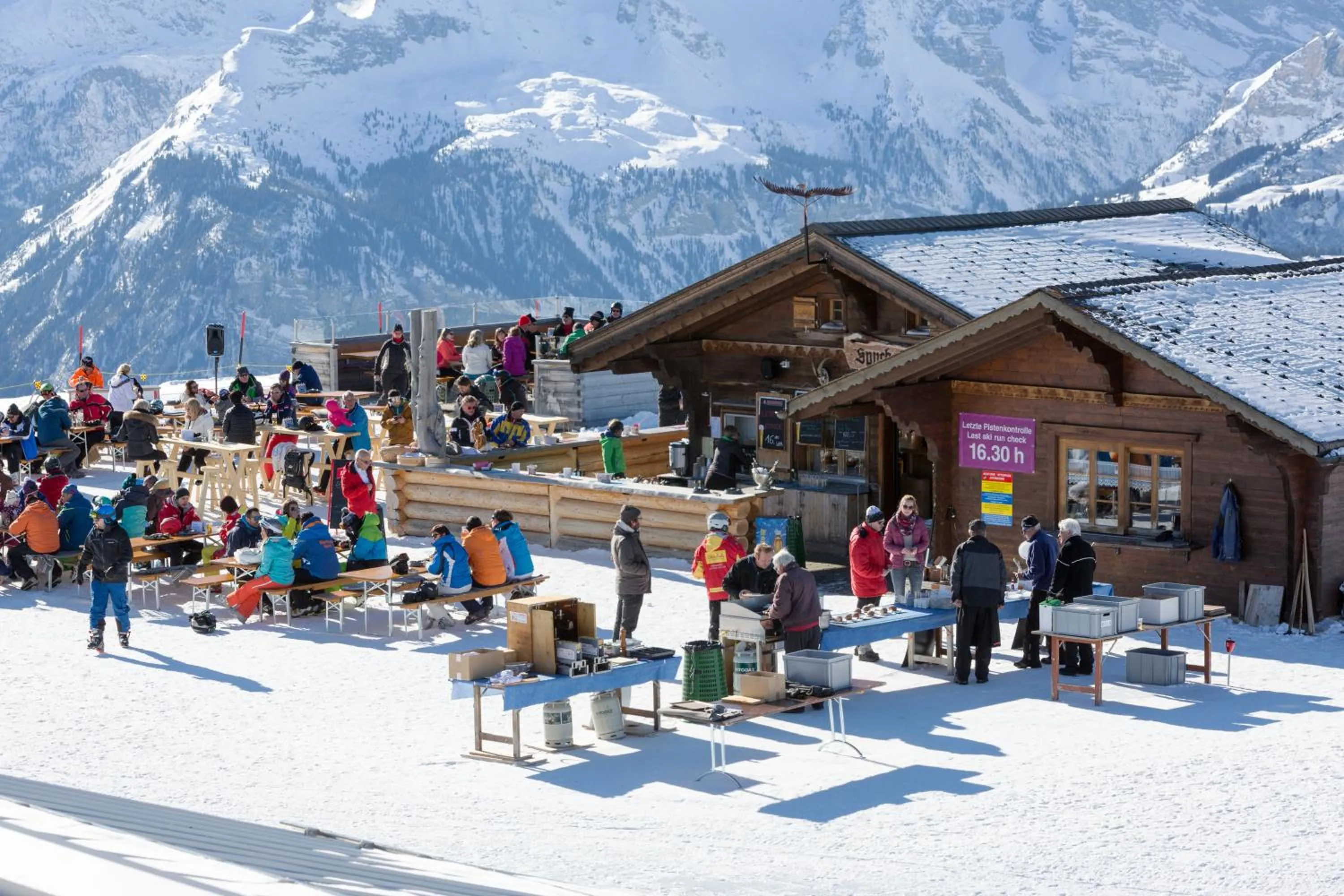 Lounge or bar in Berghaus Männlichen