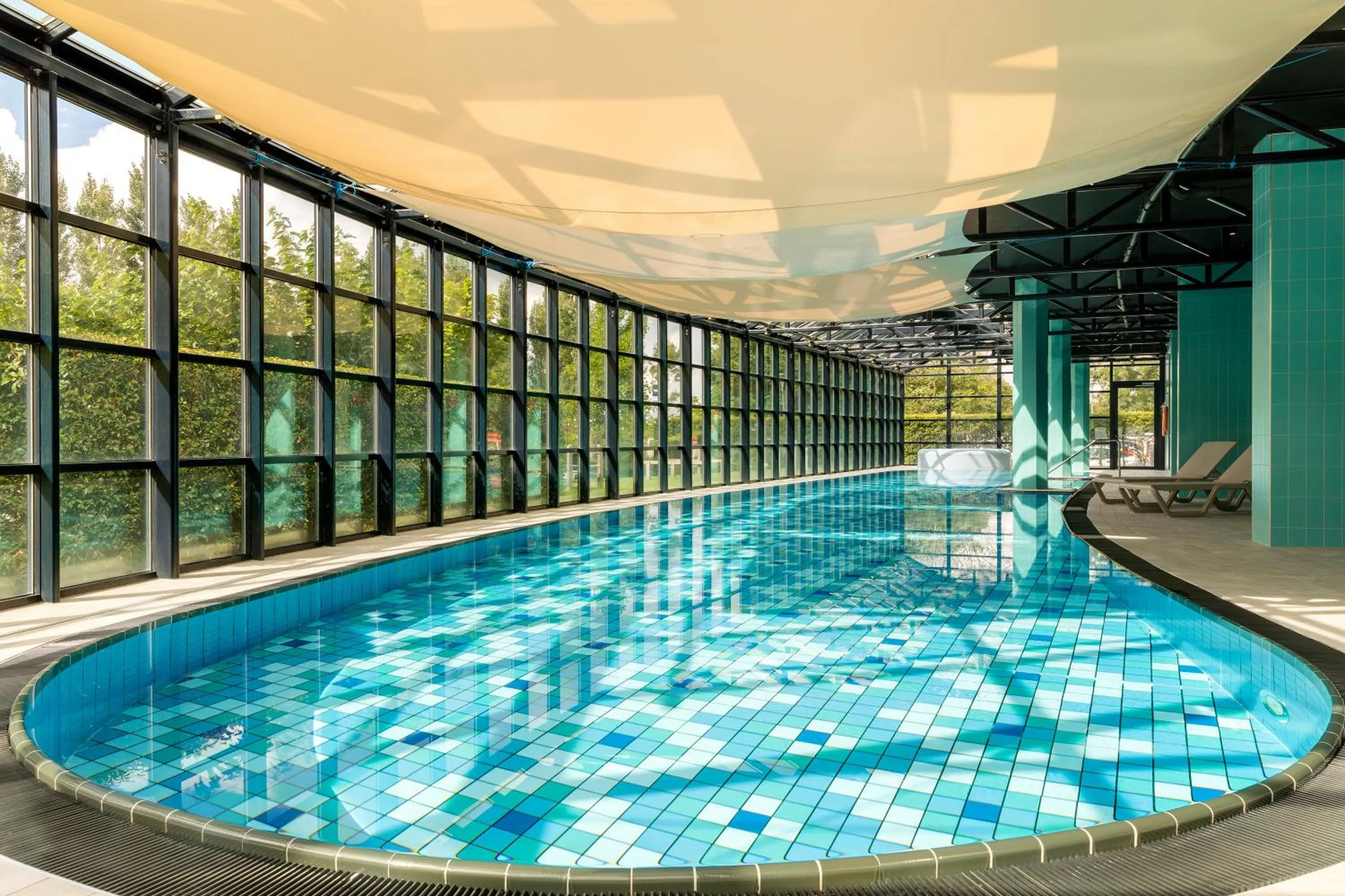Swimming pool in Corendon Urban Amsterdam Schiphol Airport Hotel